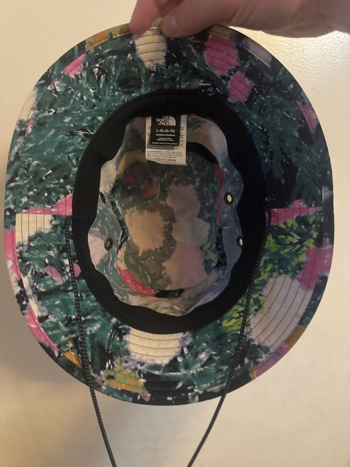 Supreme × The North Face Supreme TheNorthFace Flowers Bucket Hat Size ONE SIZE - 6 Thumbnail