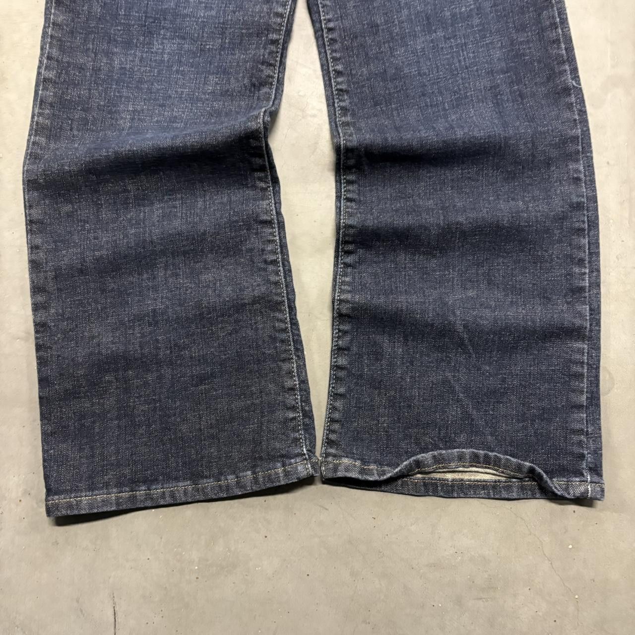 Vintage Vintage Y2K/2000s Baggy Wideleg Levis Bootcut Dark Blue Wash Denim Jeans! Size US 32 / EU 48 - 3 Thumbnail