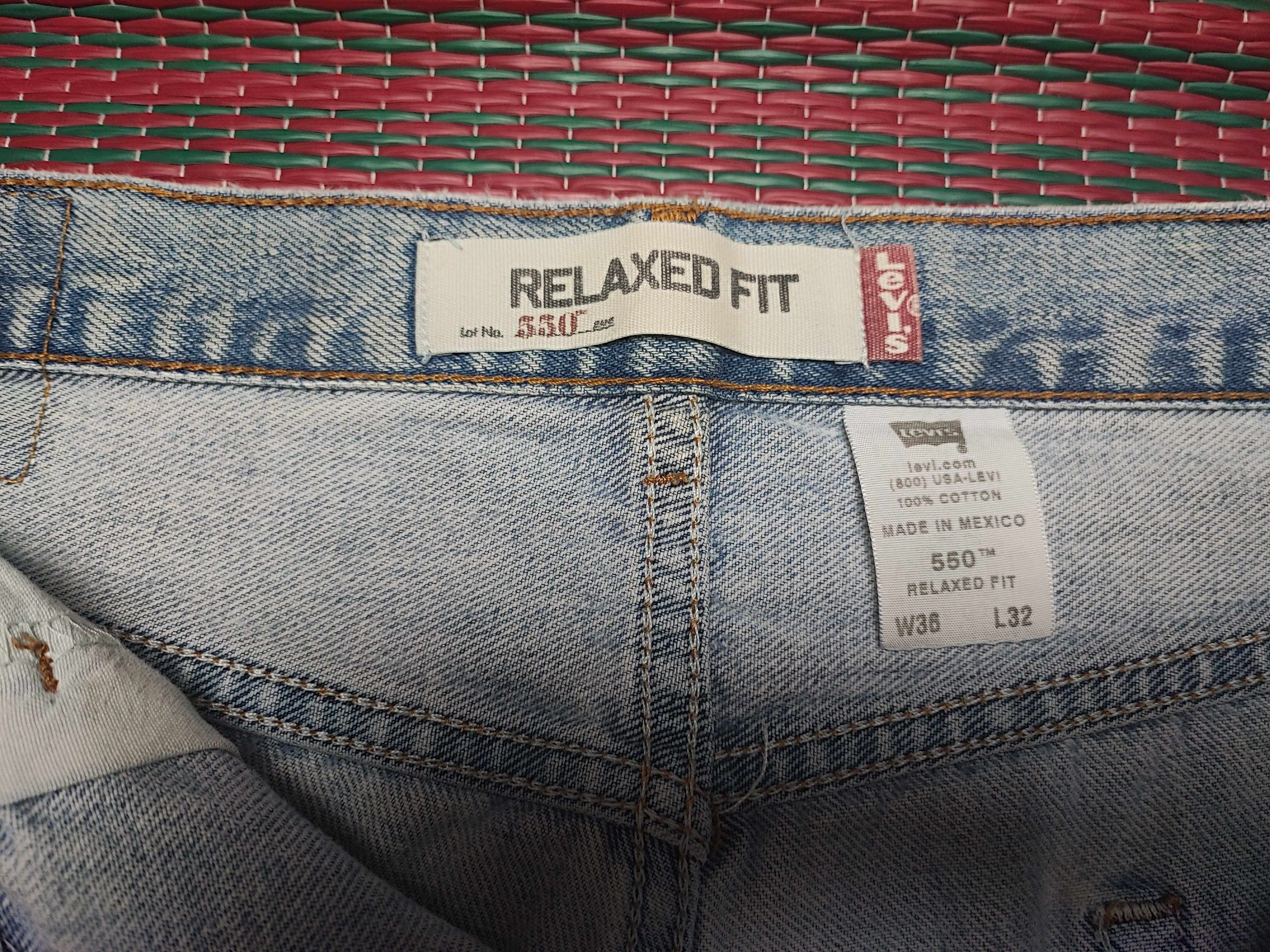 Levi's × Levi's Vintage Clothing × Vintage Vintage levis 550 Painted Jeans Relaxed Fit Size US 35 - 9 Thumbnail