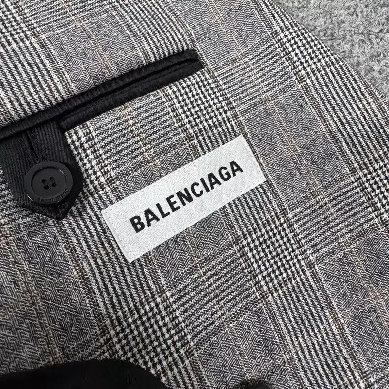 Balenciaga Balenciaga Grey checkered jacket Size XS / US 0-2 / IT 36-38 - 5 Thumbnail