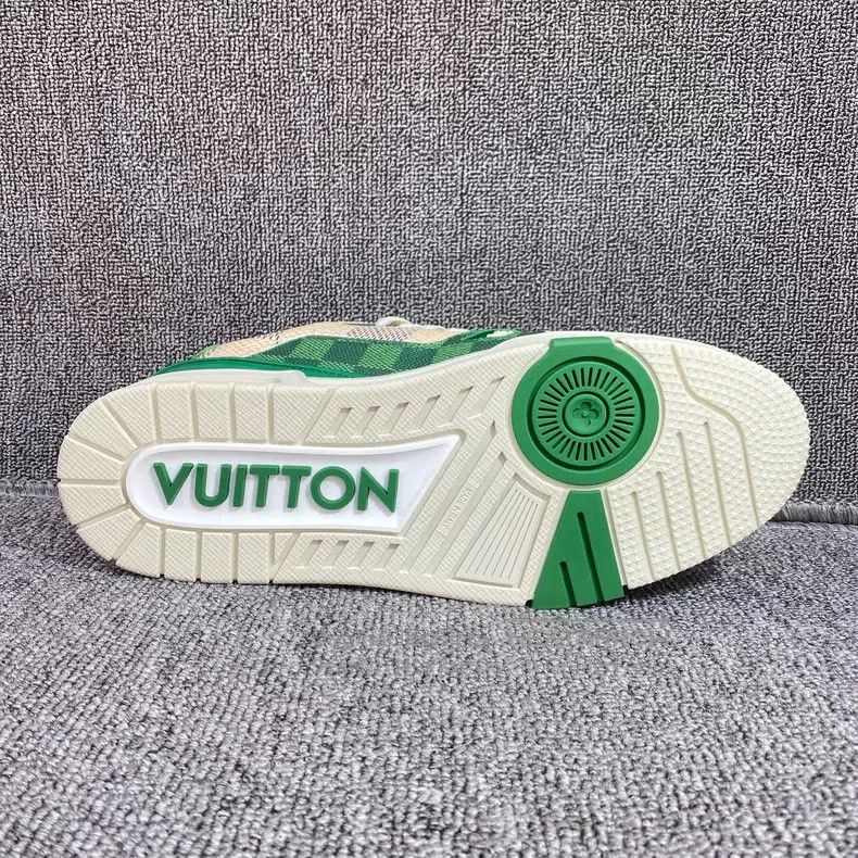 Louis Vuitton Louis Vuitton White-green checkerboard trainer shoes Size US 8.5 / EU 41-42 - 4 Thumbnail