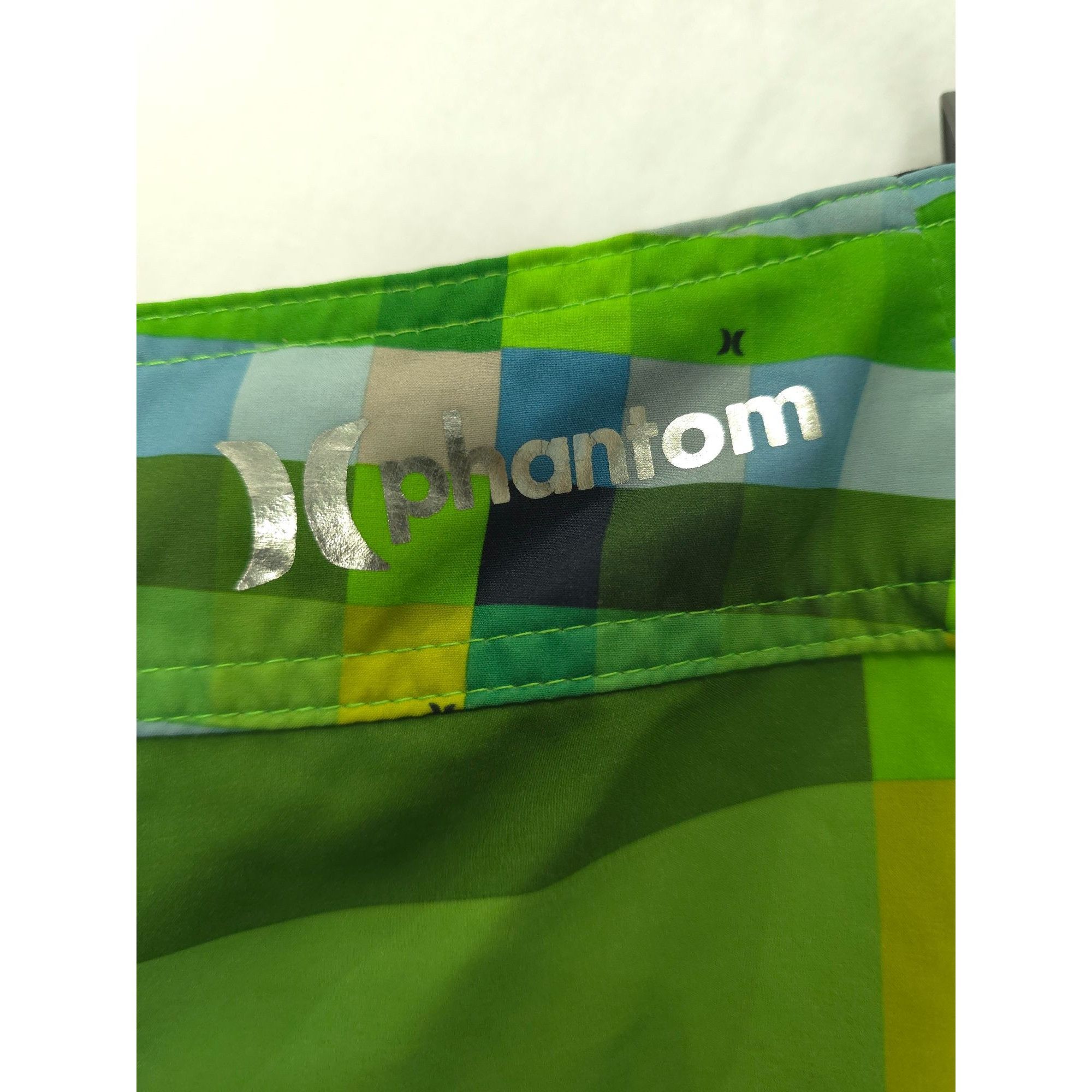 Hurley Hurley Phantom Mens Board Shorts 32 Green Plaid Drawstring S Size US 32 / EU 48 - 2 Thumbnail