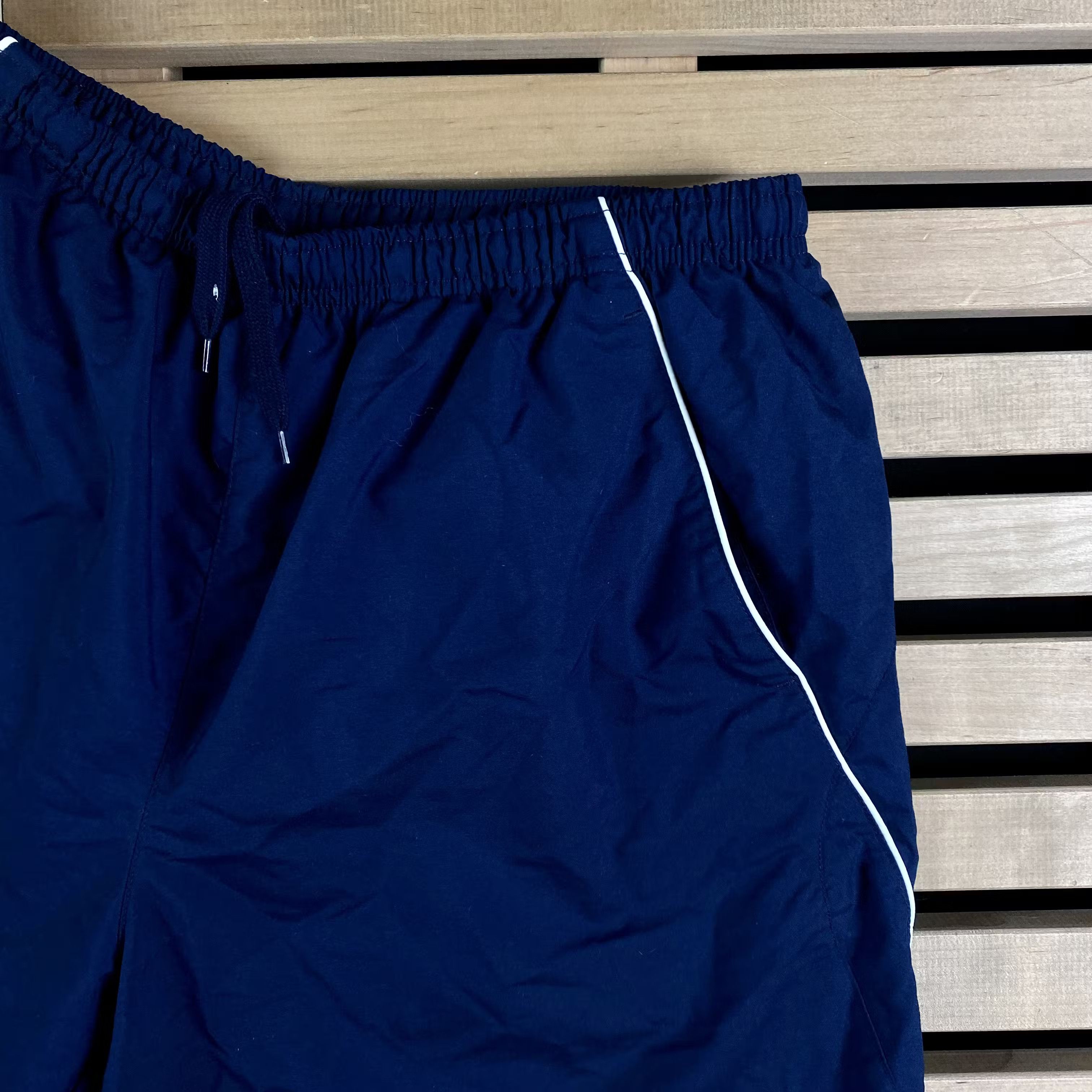 Nike × Vintage Men’s Shorts Nike Vintage Size XL Size US 34 / EU 50 - 2 Thumbnail