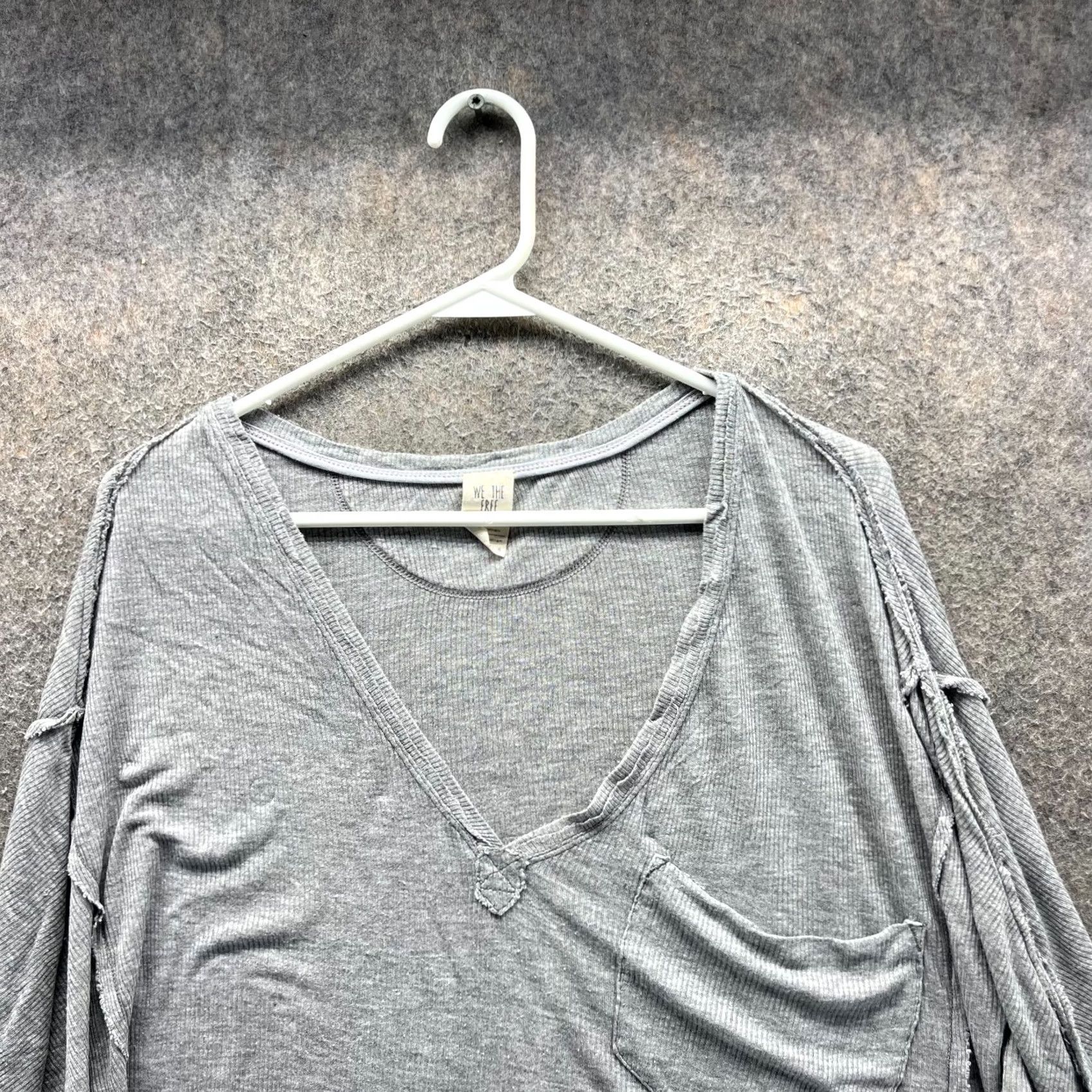 Free People Free People Shirt Women Medium Gray Oversized Thermal Long Sleeve V-Neck Shirt - Mens? Size M / US 6-8 / IT 42-44 - 5 Thumbnail