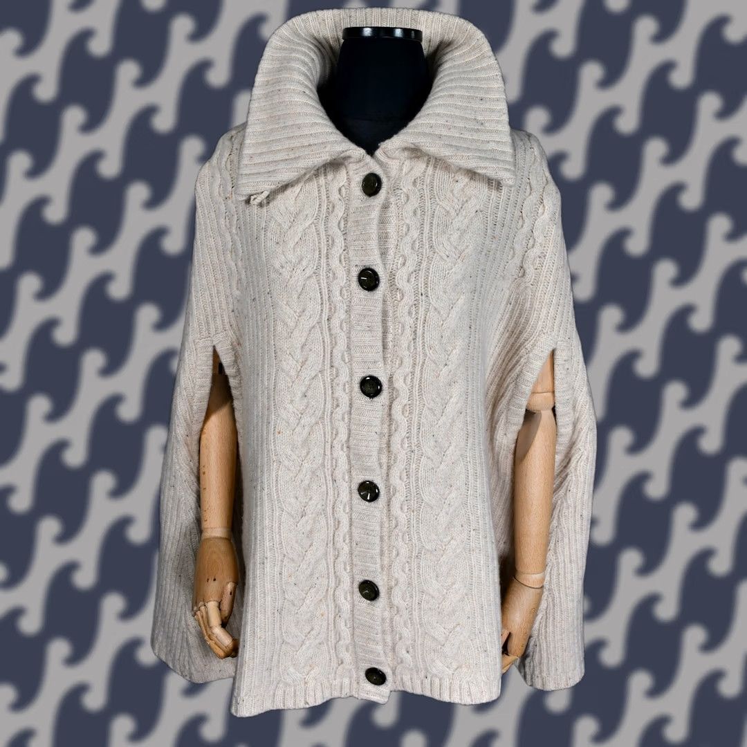 Henri Lloyd Henri Lloyd Eilis Chunky Cable Cape Knit Lambwool Women's Jumper L Ivory 100% Lambwool Cape 75 cm Back Length Womens Size 36" / US 14 / IT 50 - 1 Thumbnail