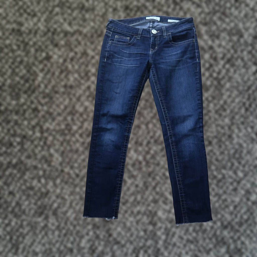 Vintage Daytrip Jeans Skinny Womens 27 Denim Low Rise Dark Wash Stretch Blue 5-Pocket Rise Slim Modern Womens Jeans Size 27" / US 4 / IT 40 - 1 Thumbnail