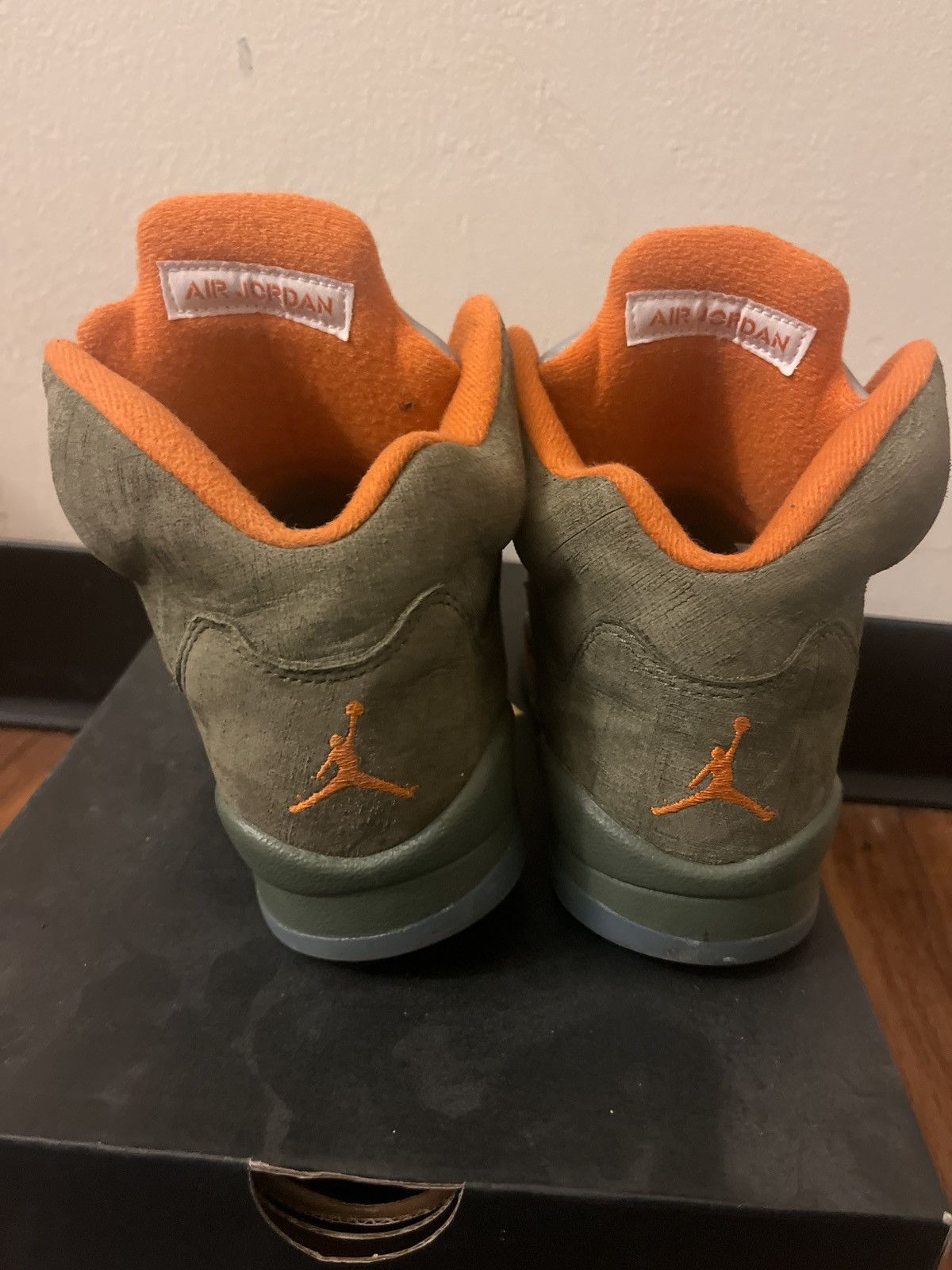 Jordan Brand Air jordan 5 retro “olive” Size US 6.5 / EU 39-40 - 4 Thumbnail