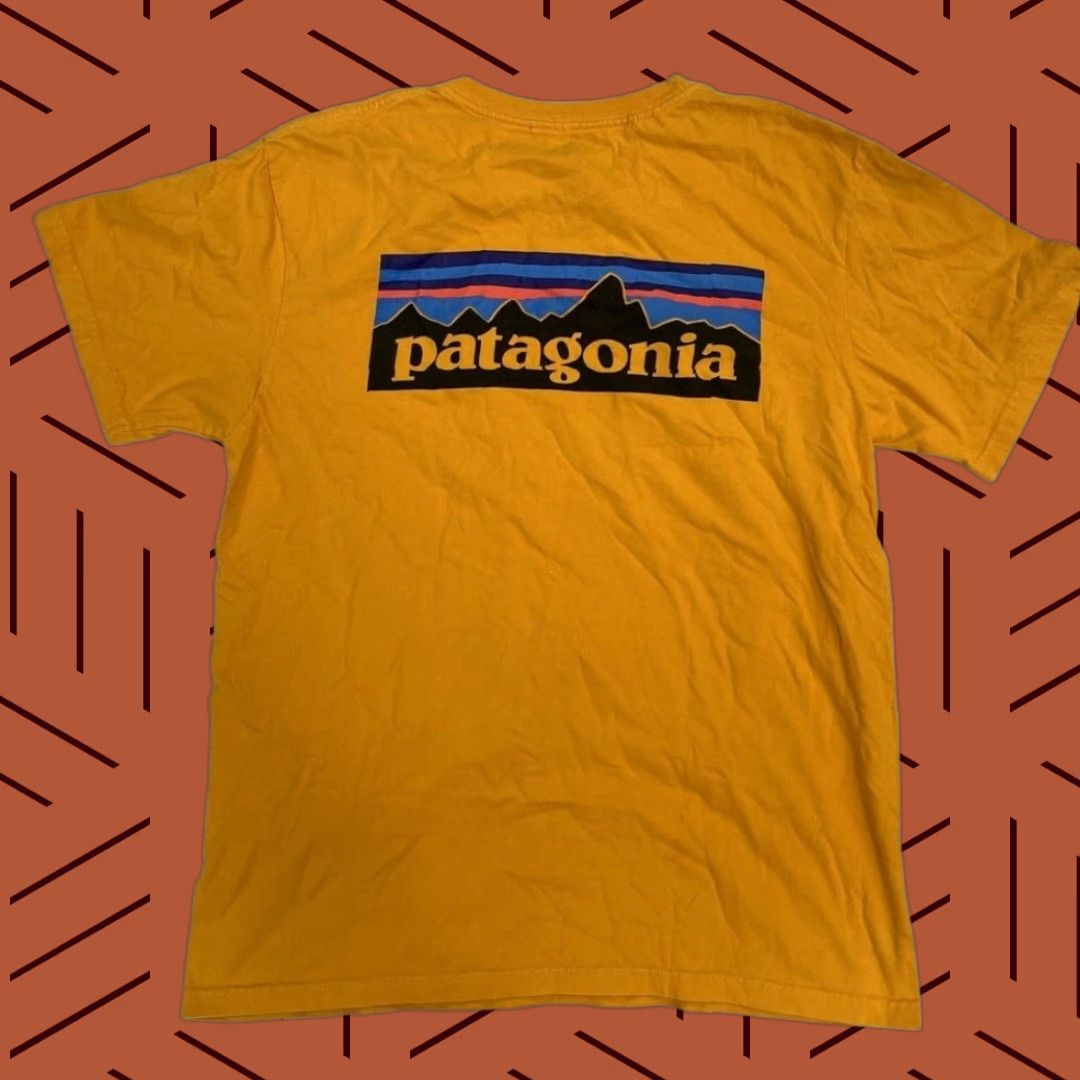 Patagonia Patagonia P-6 Back Logo Organic Cotton Short Sleeve Shirt M Yellow Size US M / EU 48-50 / 2 - 1 Thumbnail