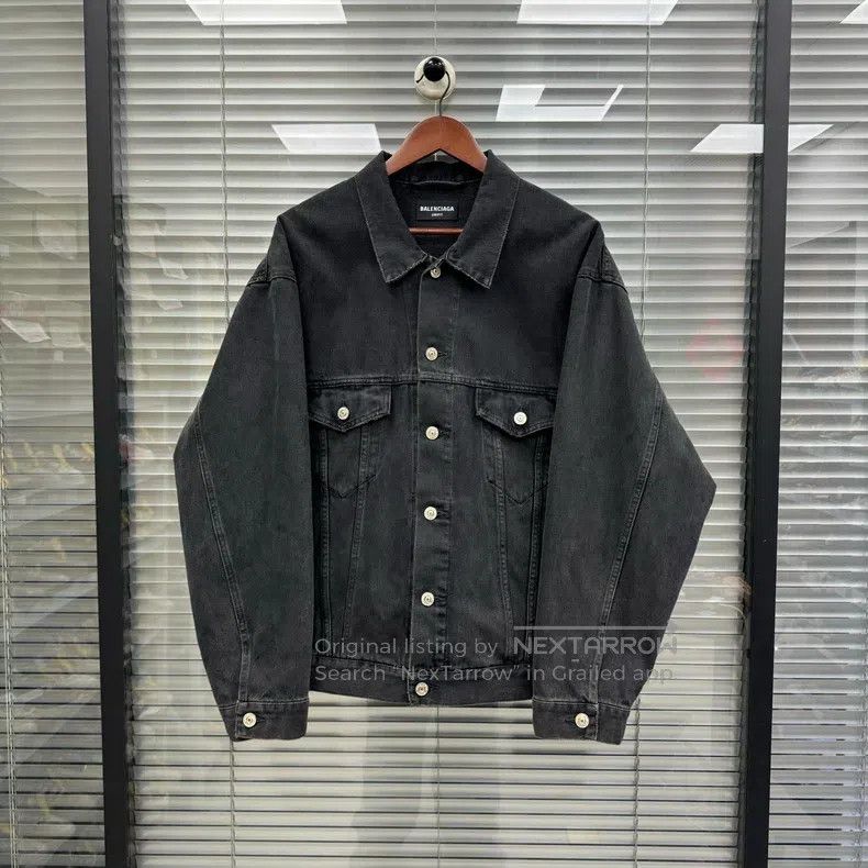 Balenciaga Balenciaga Glow-in-the-Dark Double B Graffiti Denim Jacket Size US XS / EU 42 / 0 - 1 Thumbnail