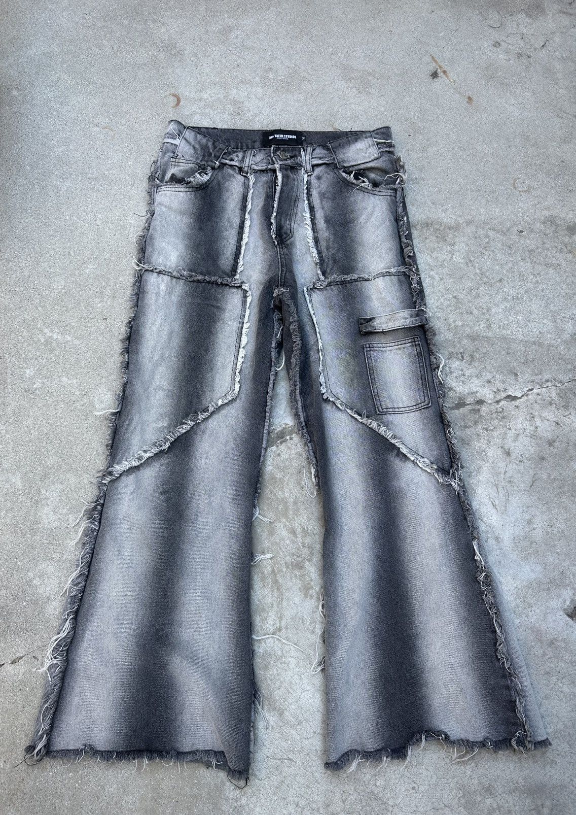 No Faith Studios No faith studios flared pants (black) Size US 30 / EU 46 - 1 Thumbnail