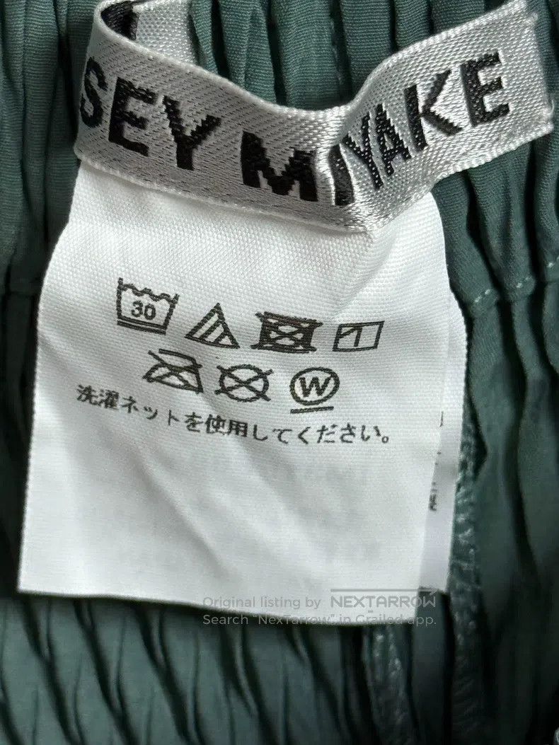 Issey Miyake Issey Miyake size:2 Small Fish Scale Pleated Trousers Size 22" - 3 Thumbnail