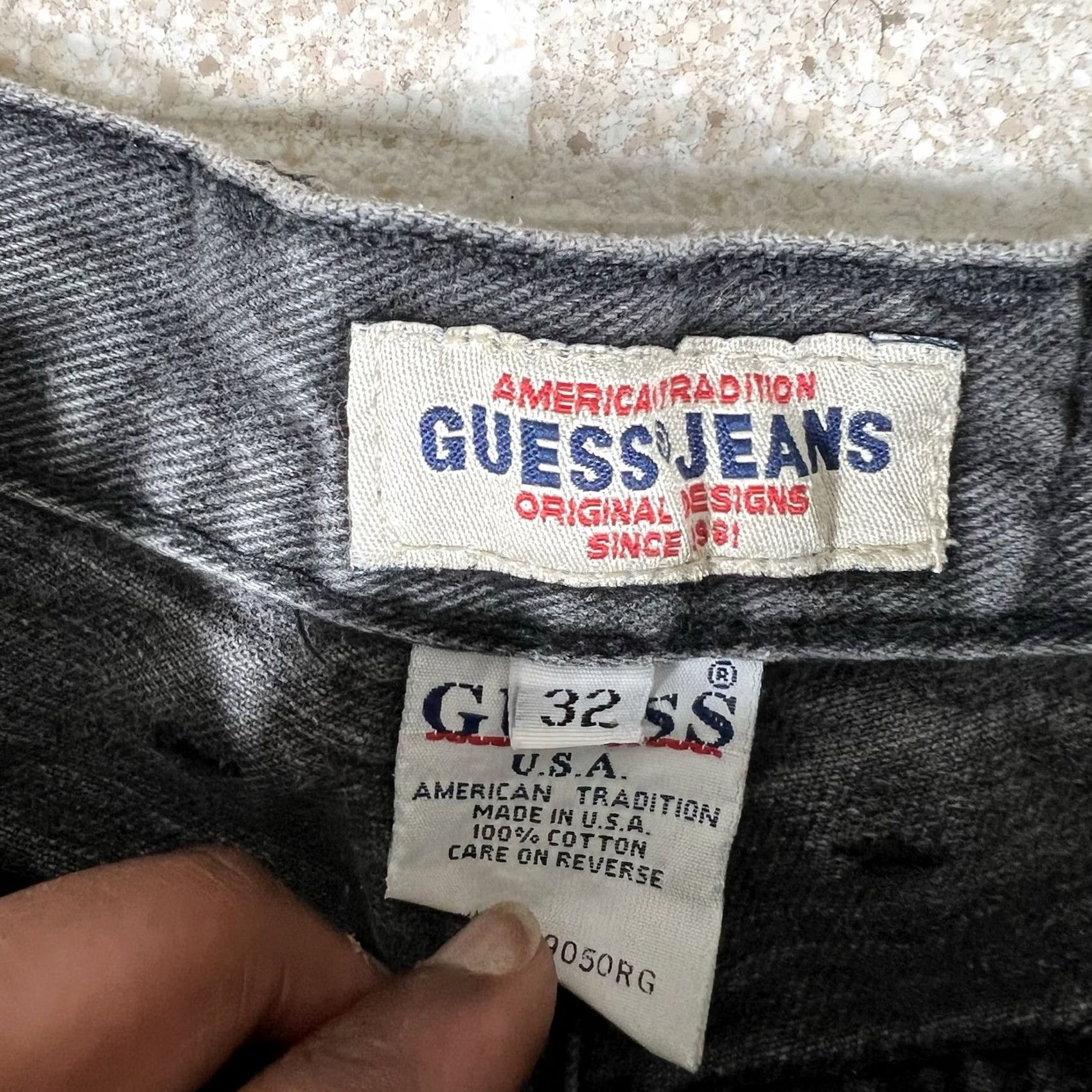 Guess VINTAGE Guess USA High Rise Mom Jeans Black Women's 27x28 90s Made In USA Guess Jeans Mens Womens Size 27" / US 4 / IT 40 - 7 Thumbnail