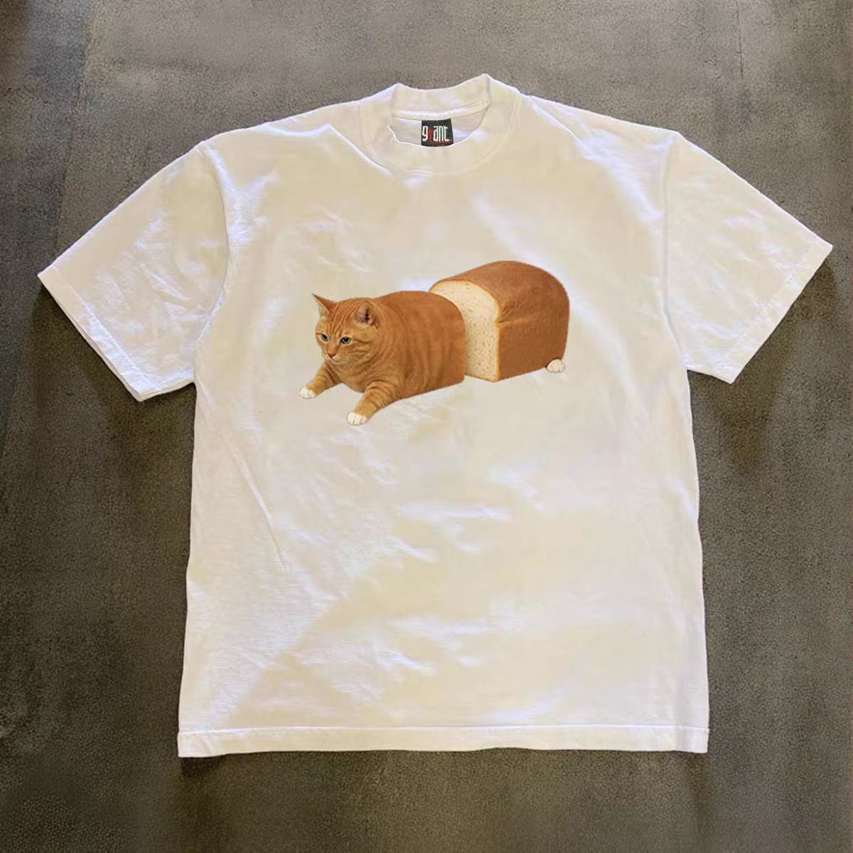 Vintage Retro casual bread cat print t-shirt for street style Size US M / EU 48-50 / 2 - 1 Thumbnail