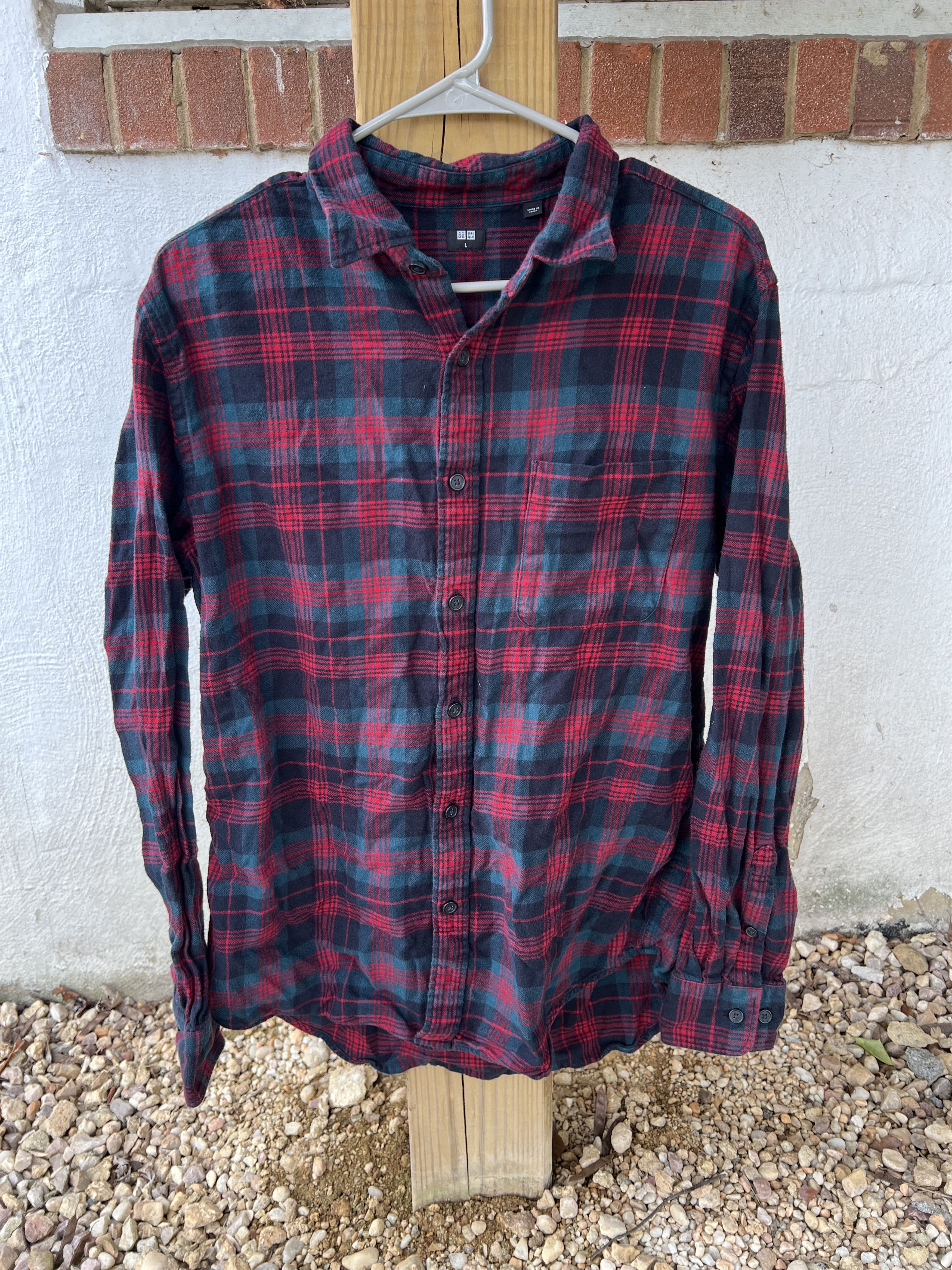 Uniqlo Lightweight Flannel / Green Red and Black Tartan Size US L / EU 52-54 / 3 - 1 Thumbnail