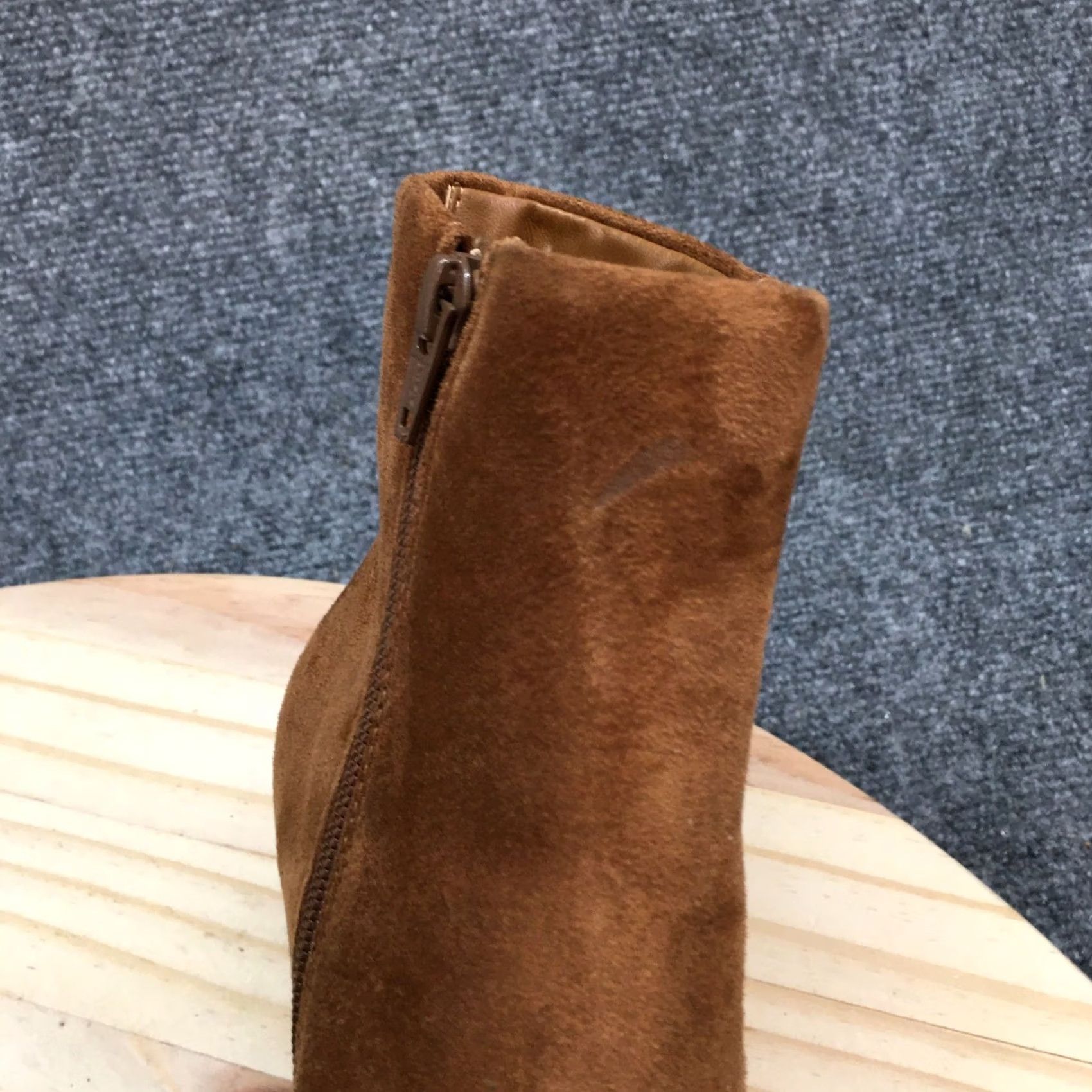 Vintage Universal Thread Boots Womens 7 Ankle Bootie Brown Side Zip Pointed Toe Stiletto Boots Size US 7 / IT 37 - 5 Thumbnail