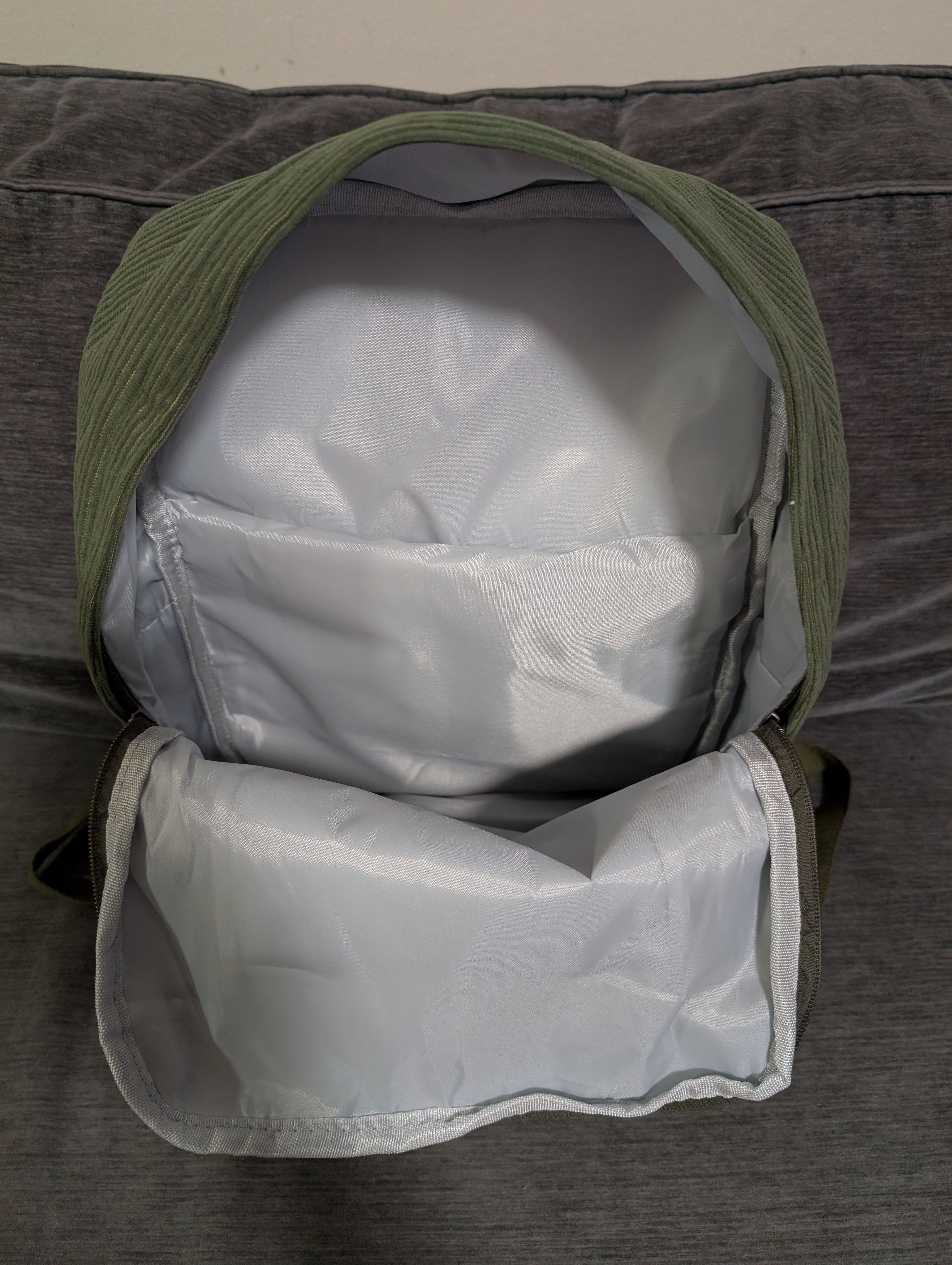 Other Green velvet backpack Size ONE SIZE - 8 Thumbnail