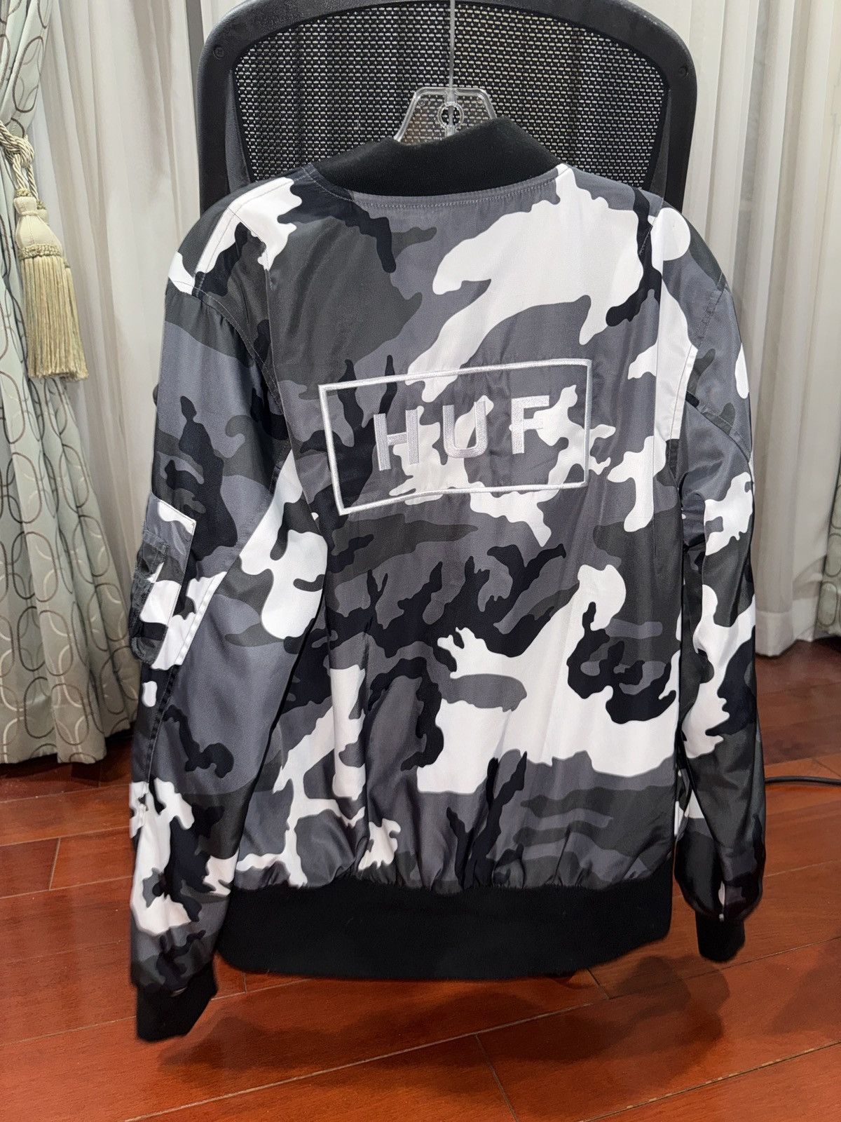 Huf HUF reversible camo bomber Size US M / EU 48-50 / 2 - 2 Thumbnail