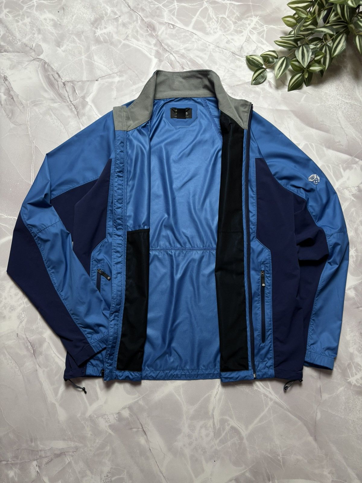 Mountain Hardwear Mountain Hardwear Windbreaker Jacket Outdoor Blue Size XL Size US XL / EU 56 / 4 - 9 Thumbnail