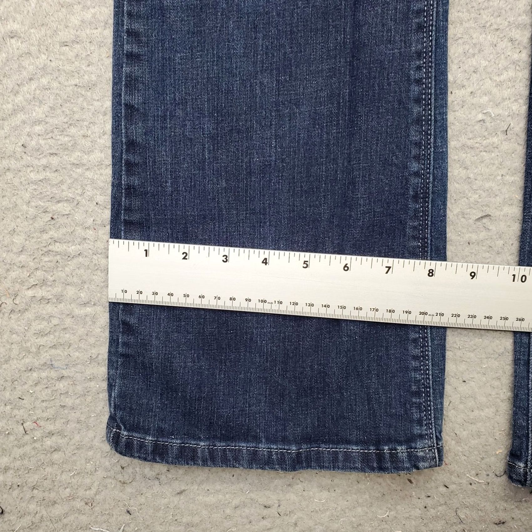 Levi's Levi's Jeans Womens 14 Bootcut Blue Denim Stretch Mid-Rise 5-Pocket Regular Inseam 30.25" Size 14 Womens Type: Jeans Size 36" / US 14 / IT 50 - 5 Thumbnail