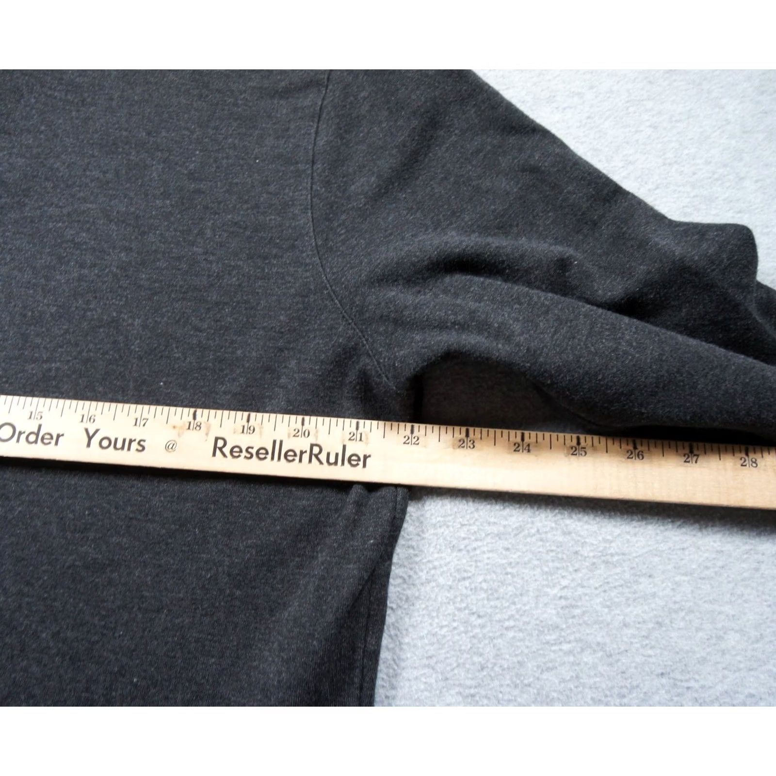 Mizzen+Main Mizzen + Main Sweater Mens Large Gray Quarter Zip Pullover Lightweight Performance Knit Zipper Size US L / EU 52-54 / 3 - 7 Thumbnail