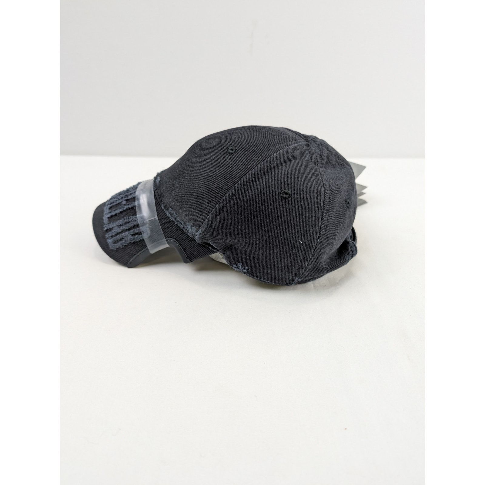 Balenciaga o1rshd1 Size: S / Men's Backwards Hat / Cap in Black Size ONE SIZE - 3 Thumbnail