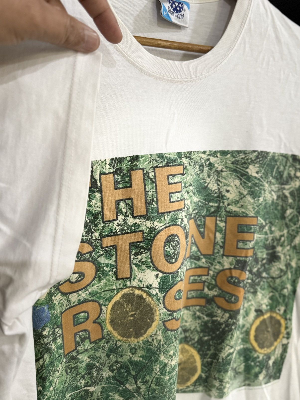 Band Tees Vintage The Stone Roses Promo Faded Tee Size US M / EU 48-50 / 2 - 9 Thumbnail