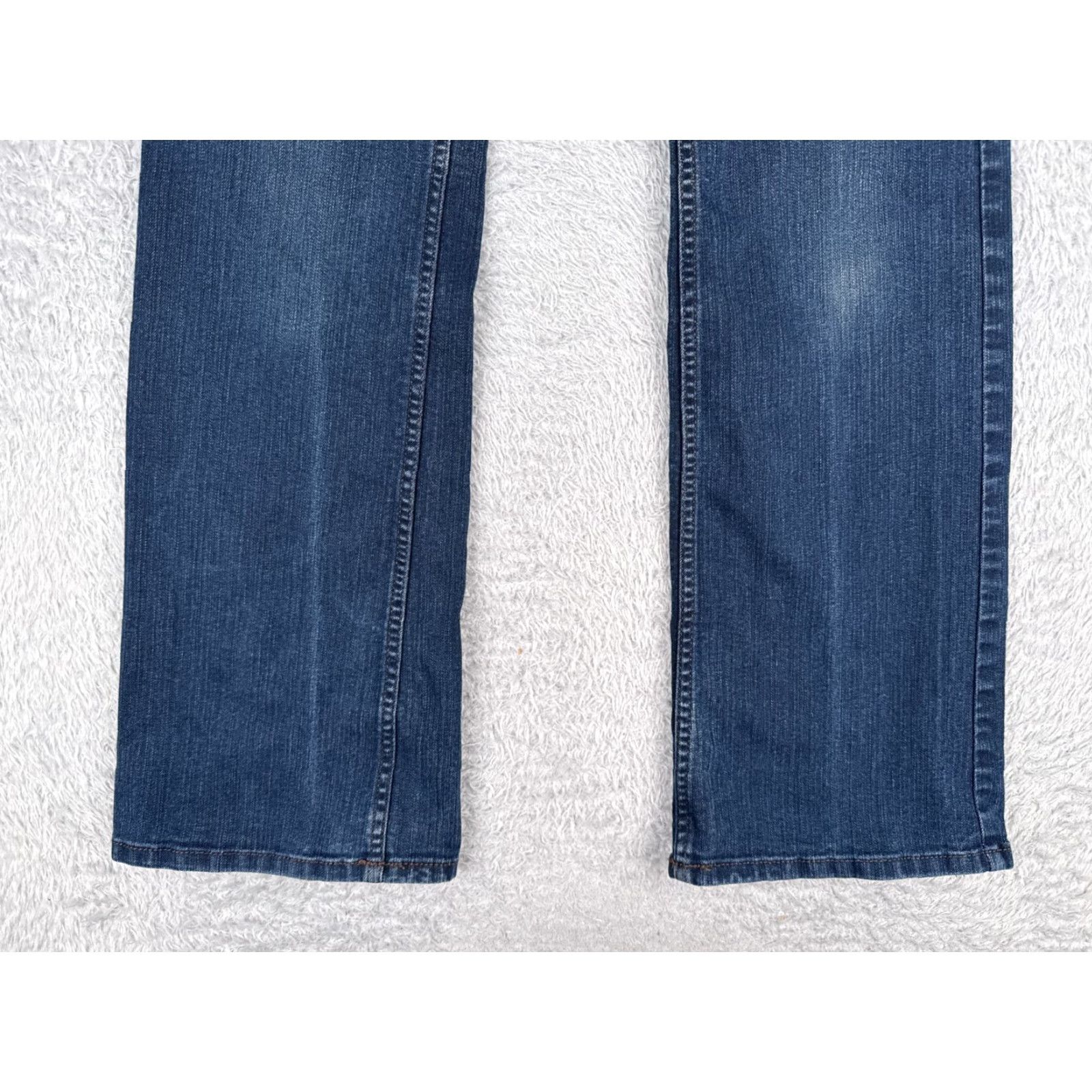 Liz Claiborne Liz Claiborne Jeans Women 6 Blue Denim Bootcut 31x31 Classic Comfortable Stretch Slimming 5-Pocket Fall Spring Summer Womens Size 28" / US 6 / IT 42 - 2 Thumbnail