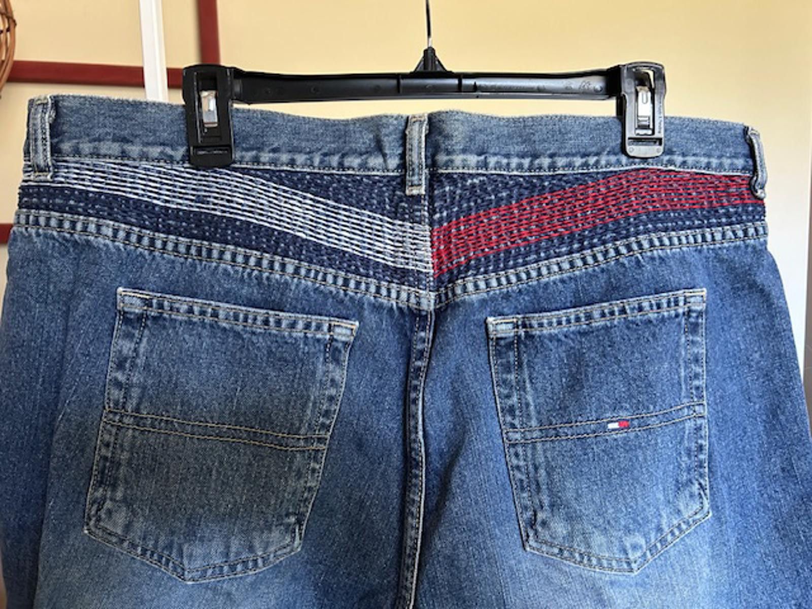 Tommy Hilfiger Tommy Hilfiger Vintage Embroidered High Waist Denim Jeans Size US 30 / EU 46 - 2 Thumbnail