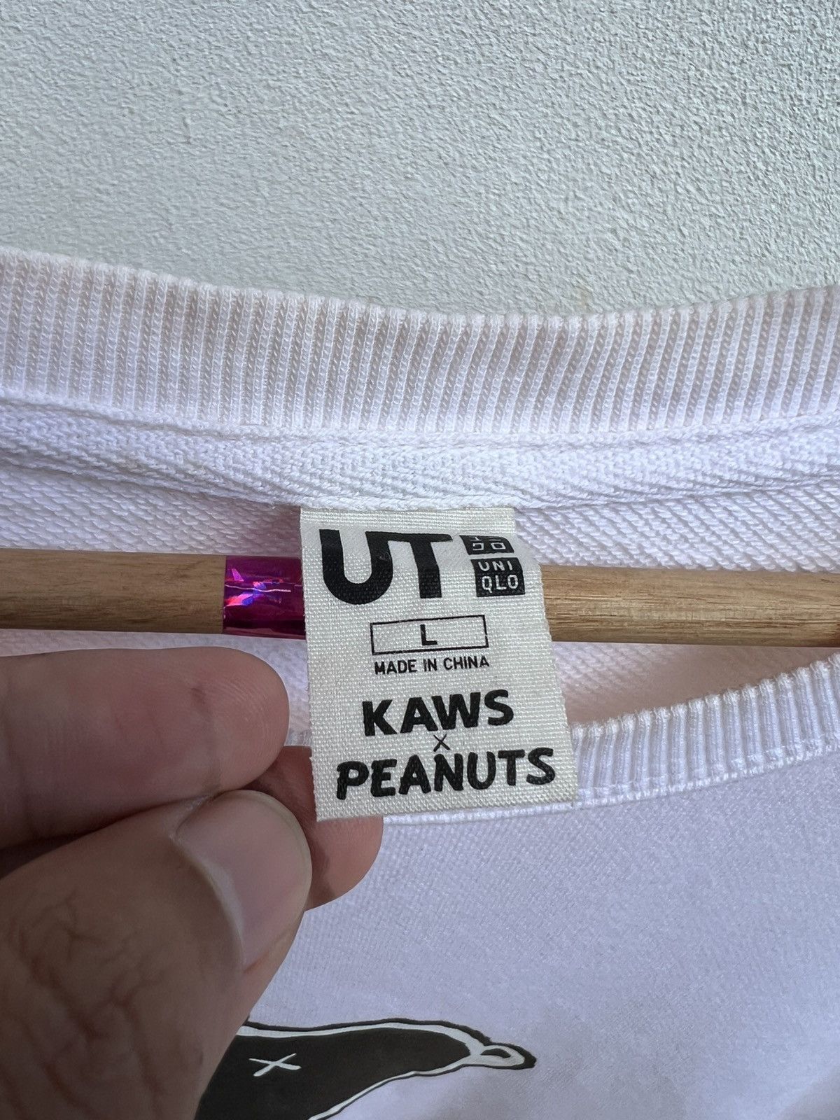 Kaws UT Uniqlo X Kaws X Peanuts Sweatshirts Size US L / EU 52-54 / 3 - 6 Thumbnail