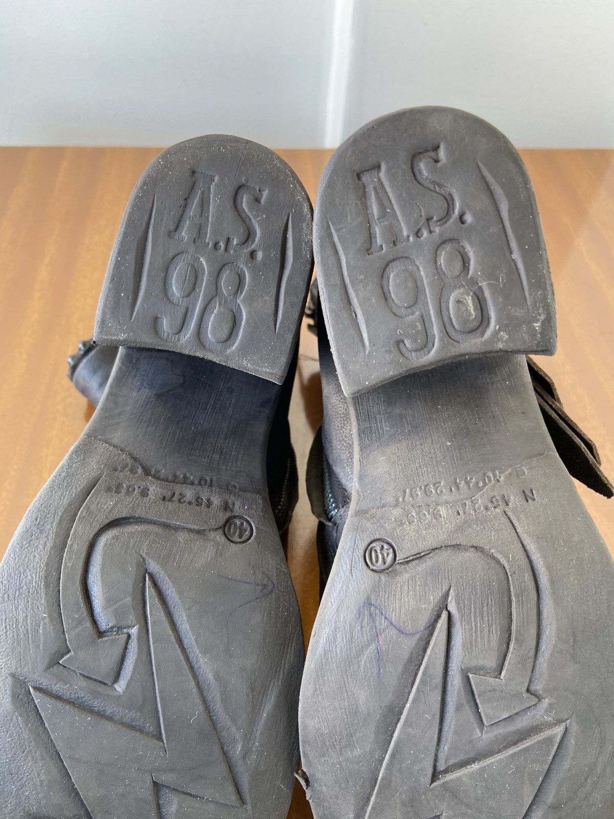 A.S.98 A.S.98 Size US 10 / IT 40 - 16 Thumbnail