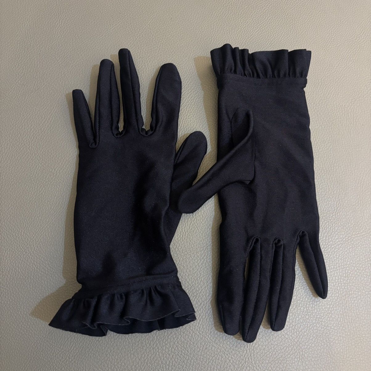 Balenciaga BALENCIAGA SS23 FETISH GLOVES SHORT VERSION SZ:OS