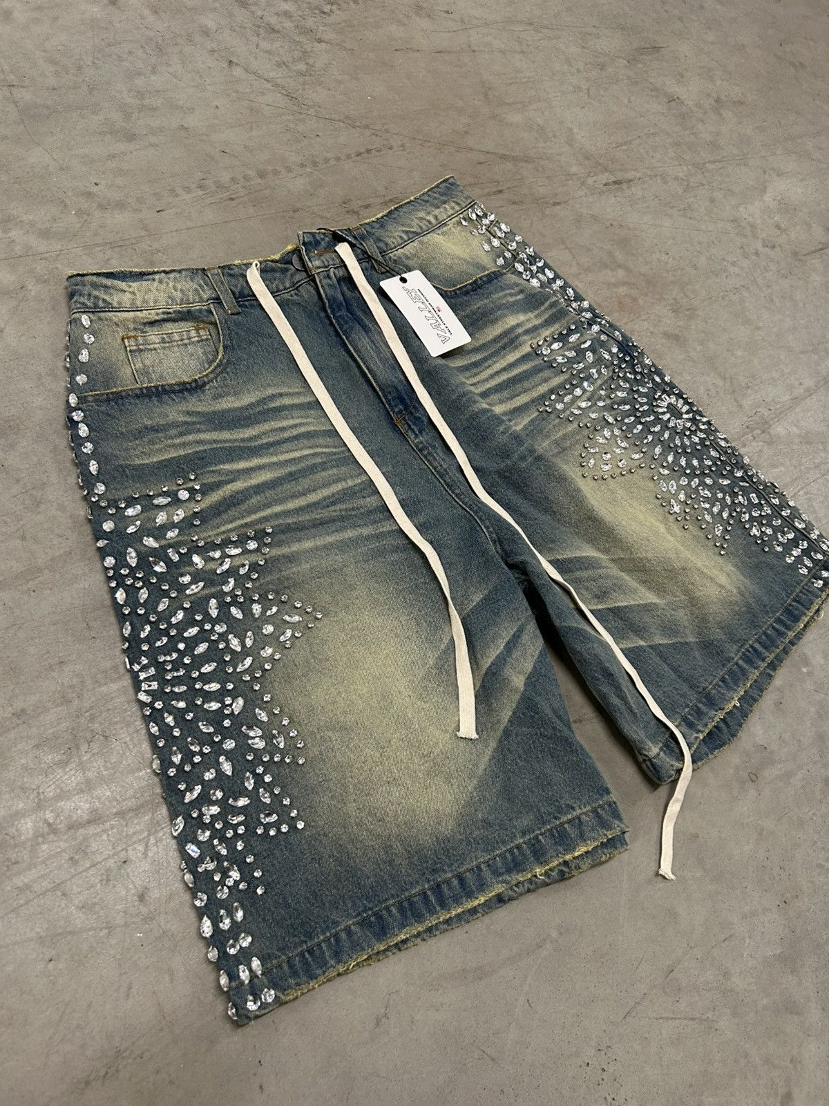 Vale Vale Forever Valley Dreams Blue Sirens Jean Shorts Jorts 30 Size US 30 / EU 46 - 2 Thumbnail