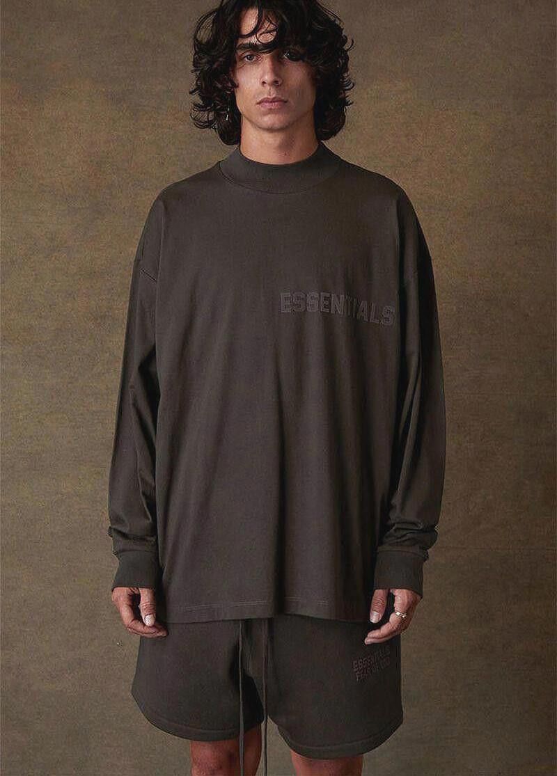 Fear of God Fear of God Essentials L/S Tee Off Black Size Medium Size US M / EU 48-50 / 2 - 2 Thumbnail