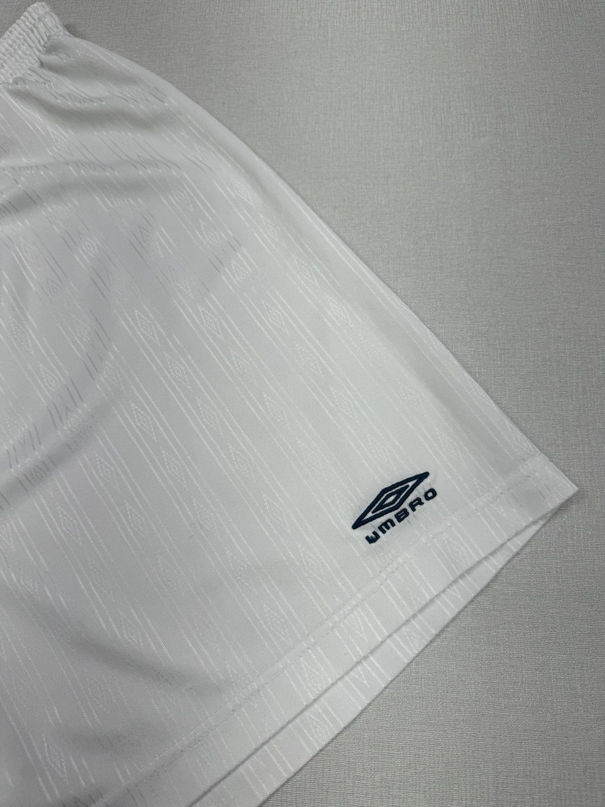Umbro × Vintage Men’s Vintage Umbro Monogram Soccer Football Shorts size XL Size US 36 / EU 52 - 2 Thumbnail