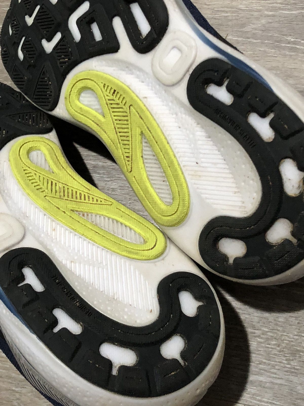 Brooks Brooks Adrenaline GTS 23 Shoes Mens Size 7.5 Navy Running Size US 7.5 / EU 40-41 - 15 Thumbnail