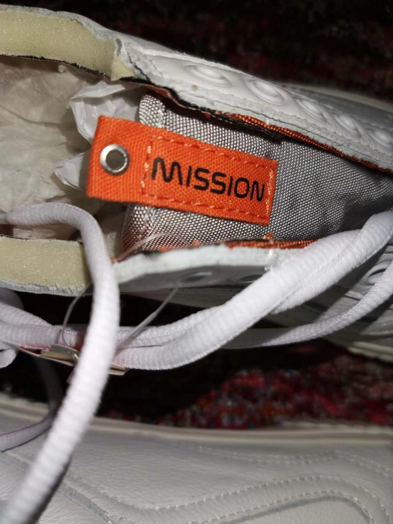 NASA × Vans Brand New* Vans Old Skool NASA Space Voyager True White Size US 8.5 / EU 41-42 - 10 Thumbnail