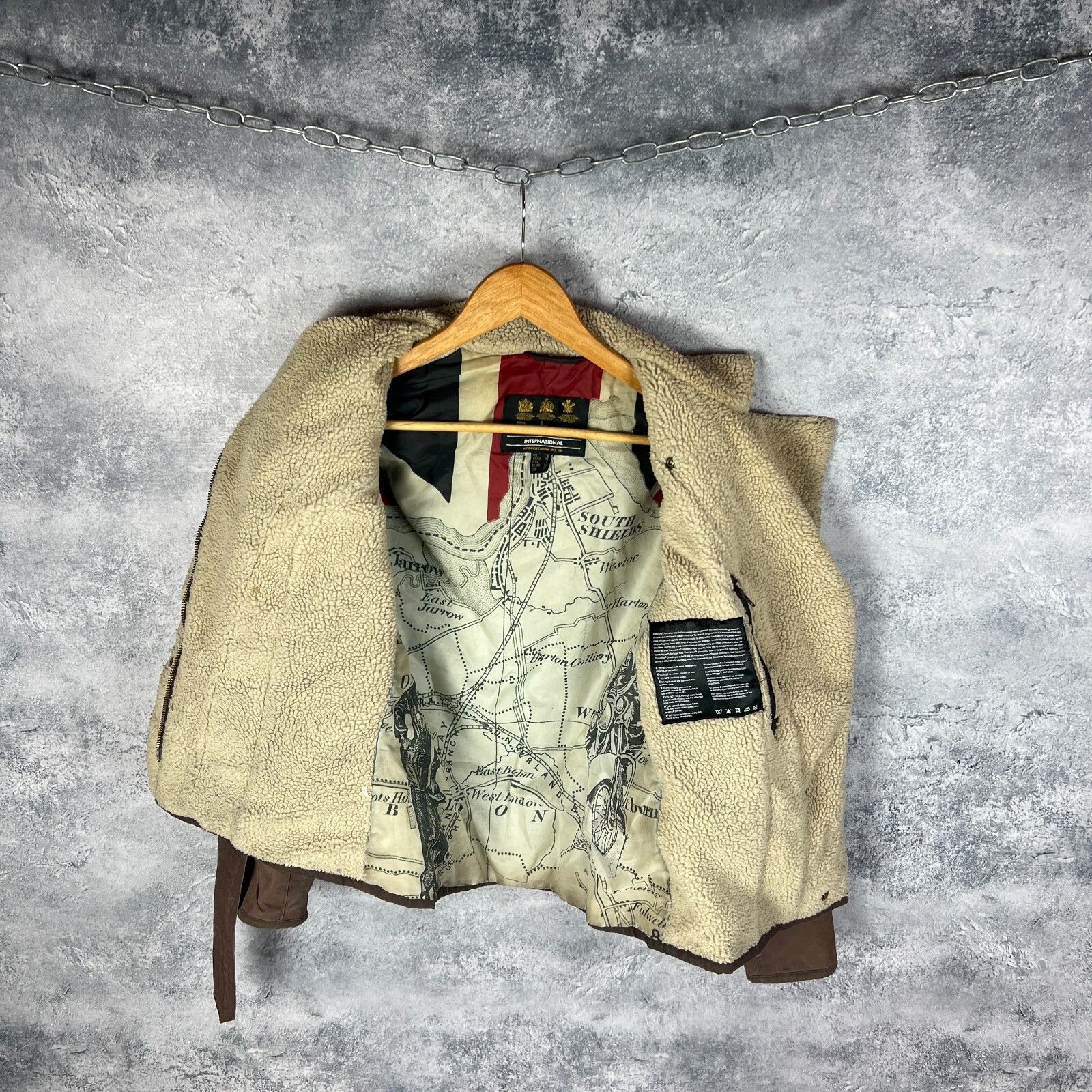 Barbour Barbour International Waxed Jacket Women's Size 4 Brown ` Size S / US 4 / IT 40 - 18 Thumbnail