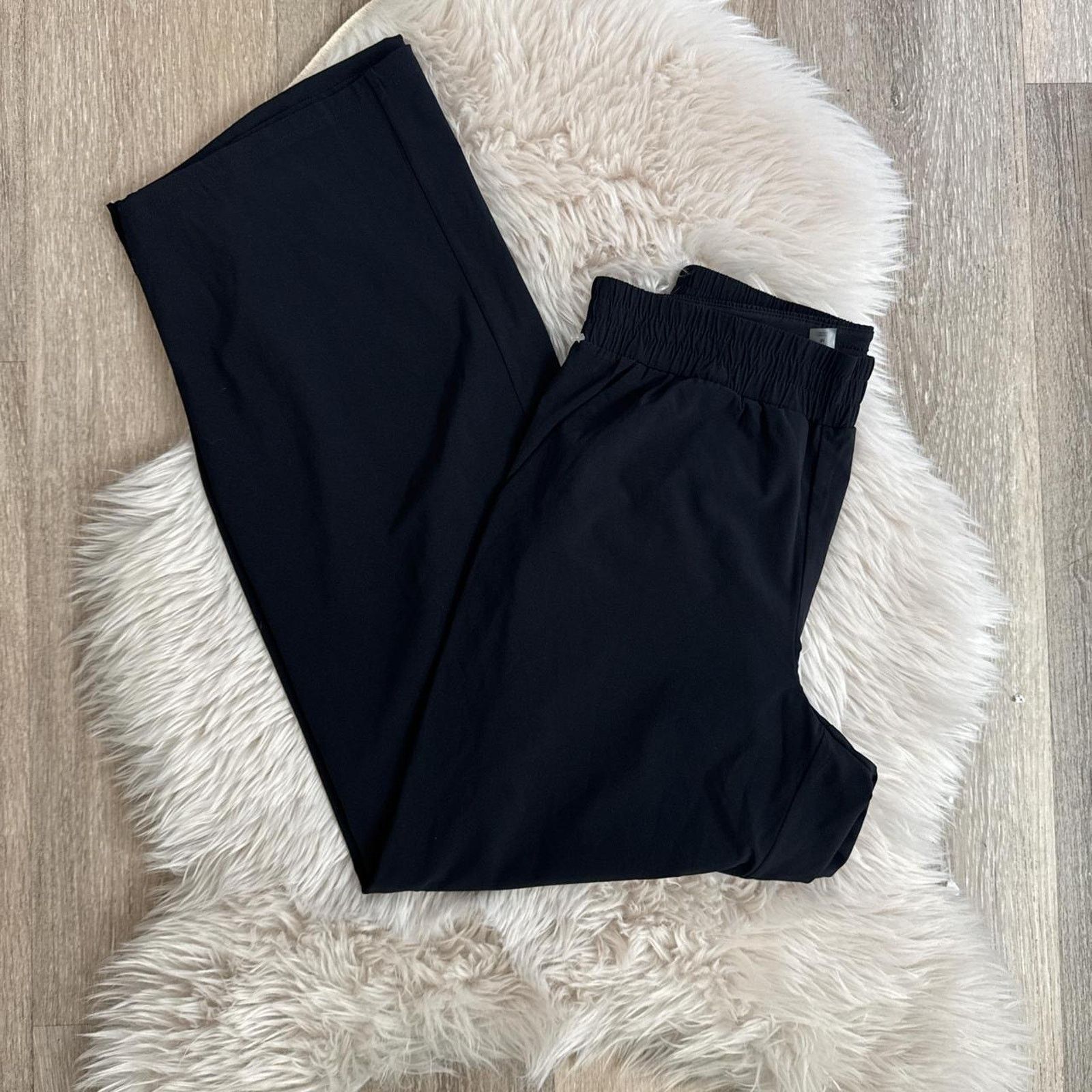 Aritzia Preown ARITZIA TnAction Pant - Black Medium Size 30" / US 8 / IT 44 - 2 Thumbnail