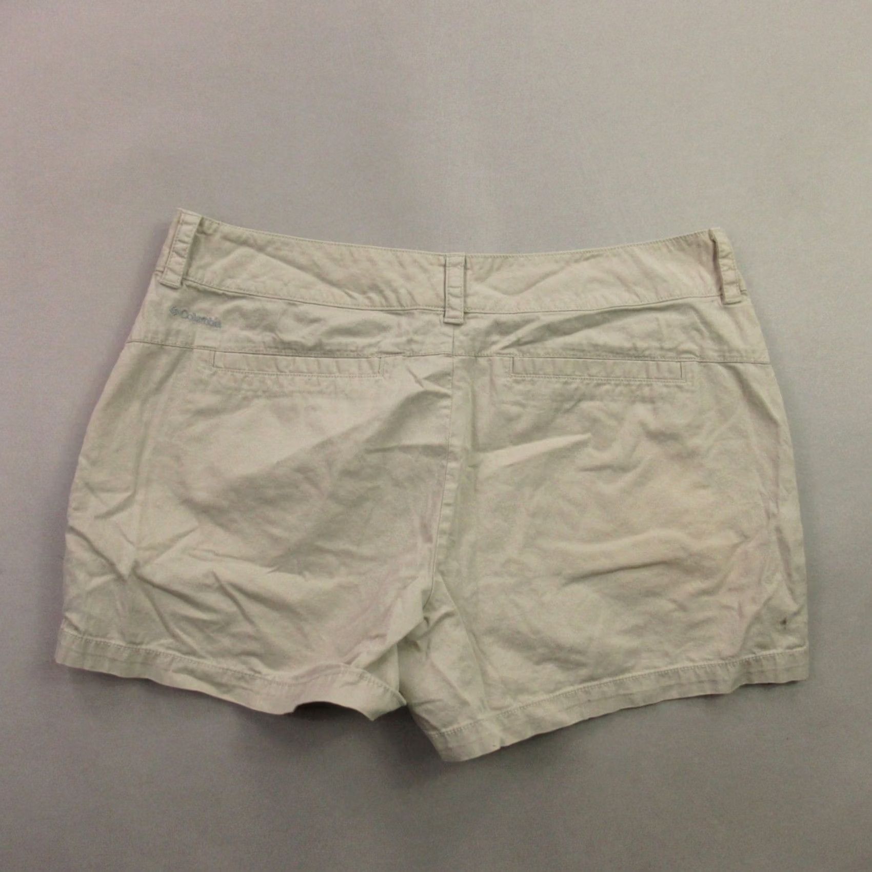 Vintage Columbia Women's Shorts Size 12 Beige Nylon Chino Outdoor Hiking 4" Inseam Size 34" / US 12 / IT 48 - 5 Thumbnail