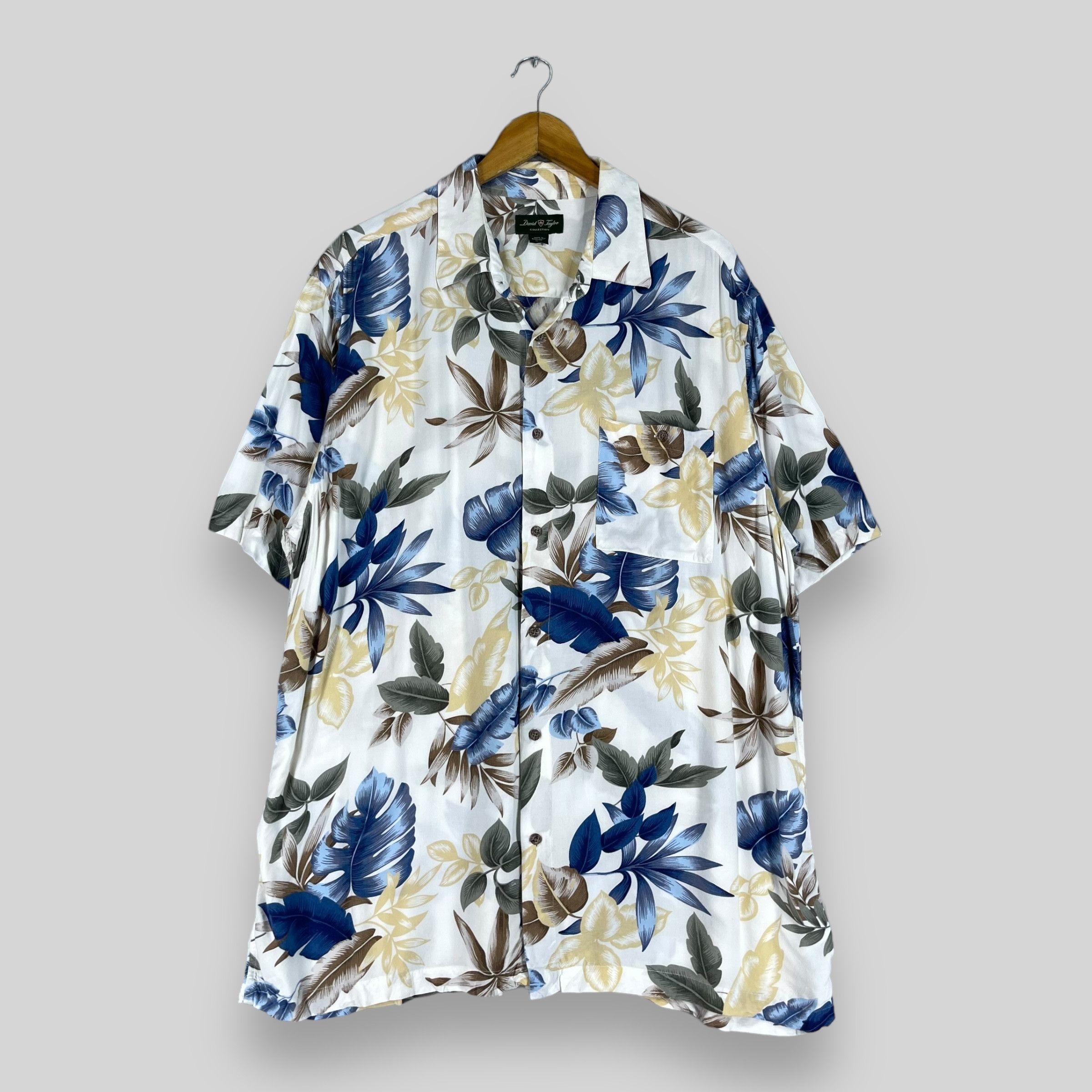 Japanese Brand × Vintage Vintage Aloha Tropical Floral Motive Hawaii Shirt Button Up Size US XL / EU 56 / 4 - 1 Thumbnail