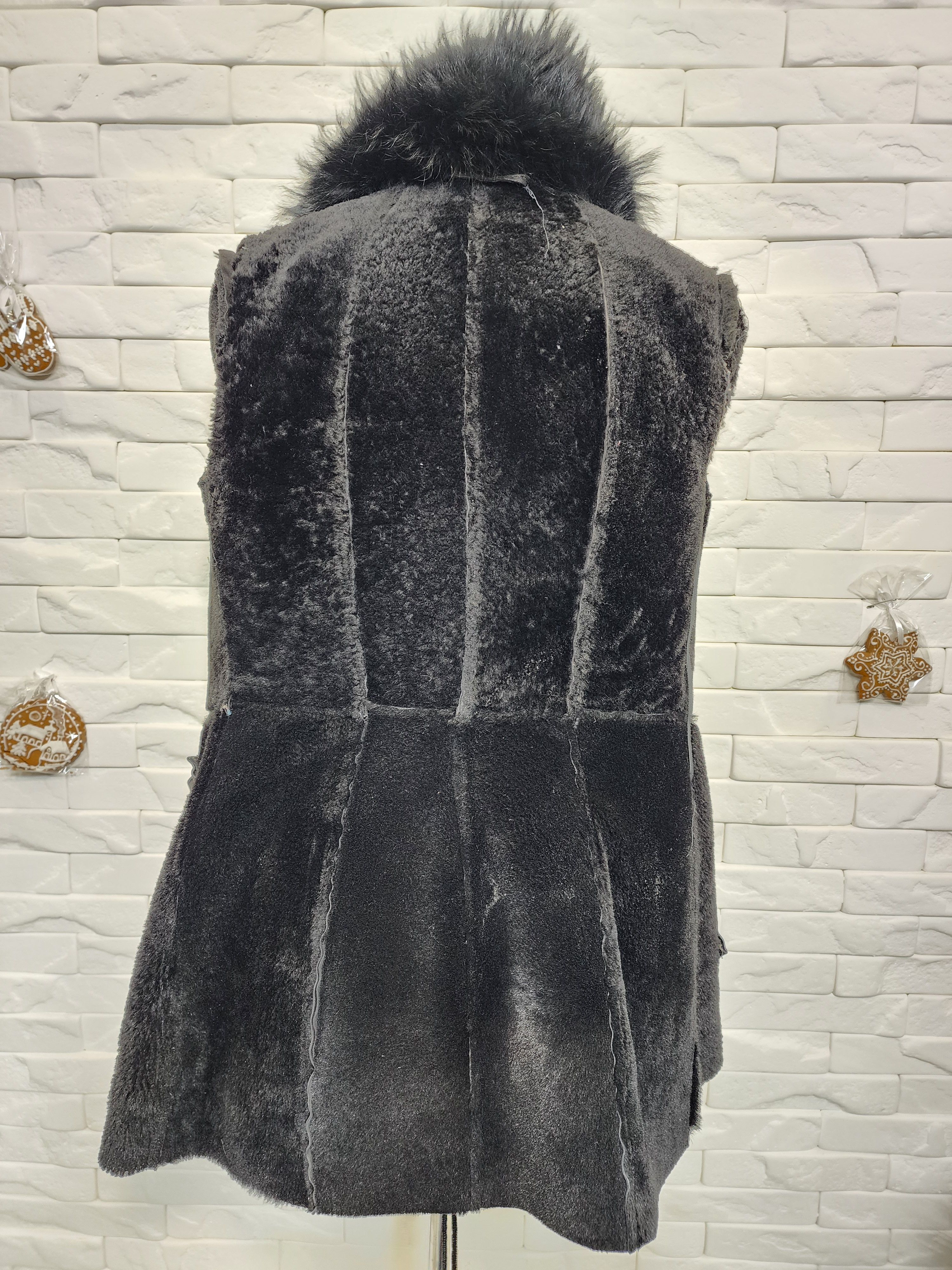 Furla Black Sheepskin Coat: Women's Genuine Fur Jacket Size S / US 4 / IT 40 - 7 Thumbnail