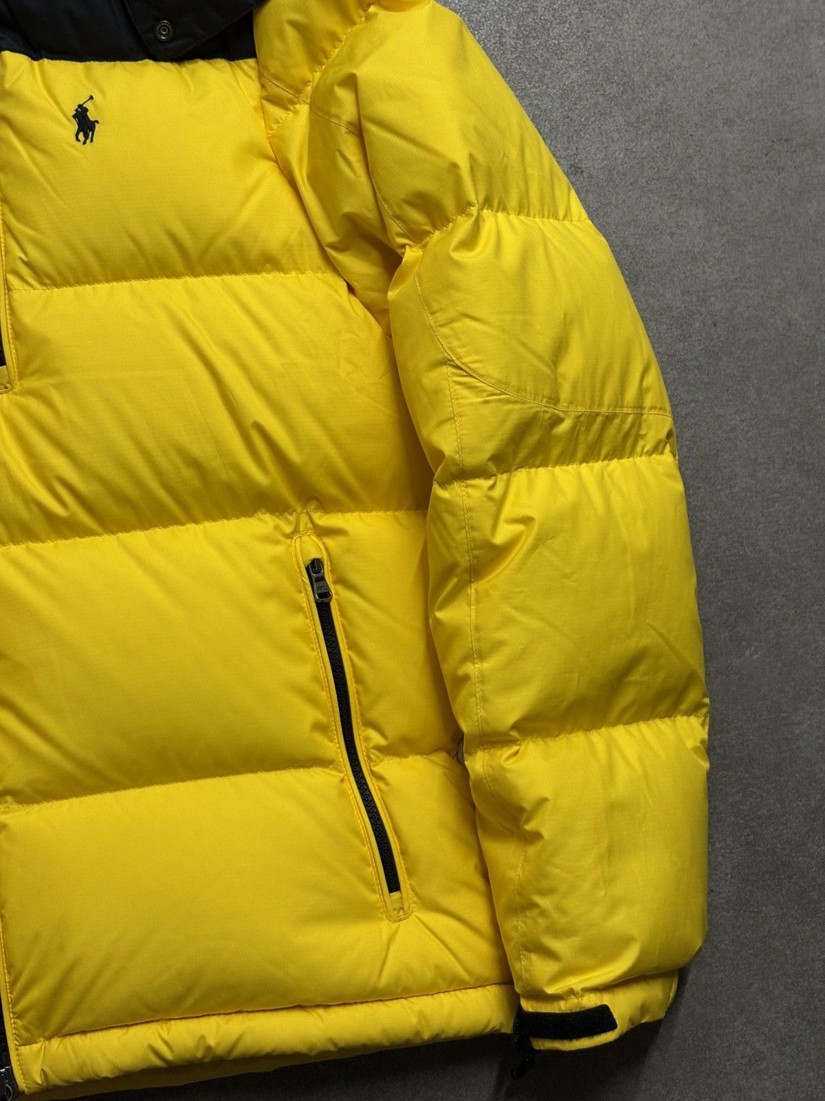 Polo Ralph Lauren Yellow & Black Hooded Puffer Jacket Ralph Lauren Men M Size US M / EU 48-50 / 2 - 3 Thumbnail