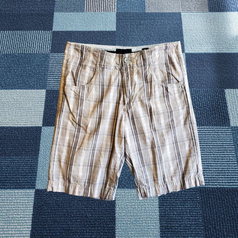 BKE BKE Buckle Mens Shorts Sz 33 Plaid Casual Athletic Flat Front Chino Multicolor Size US 33 - 1 Thumbnail
