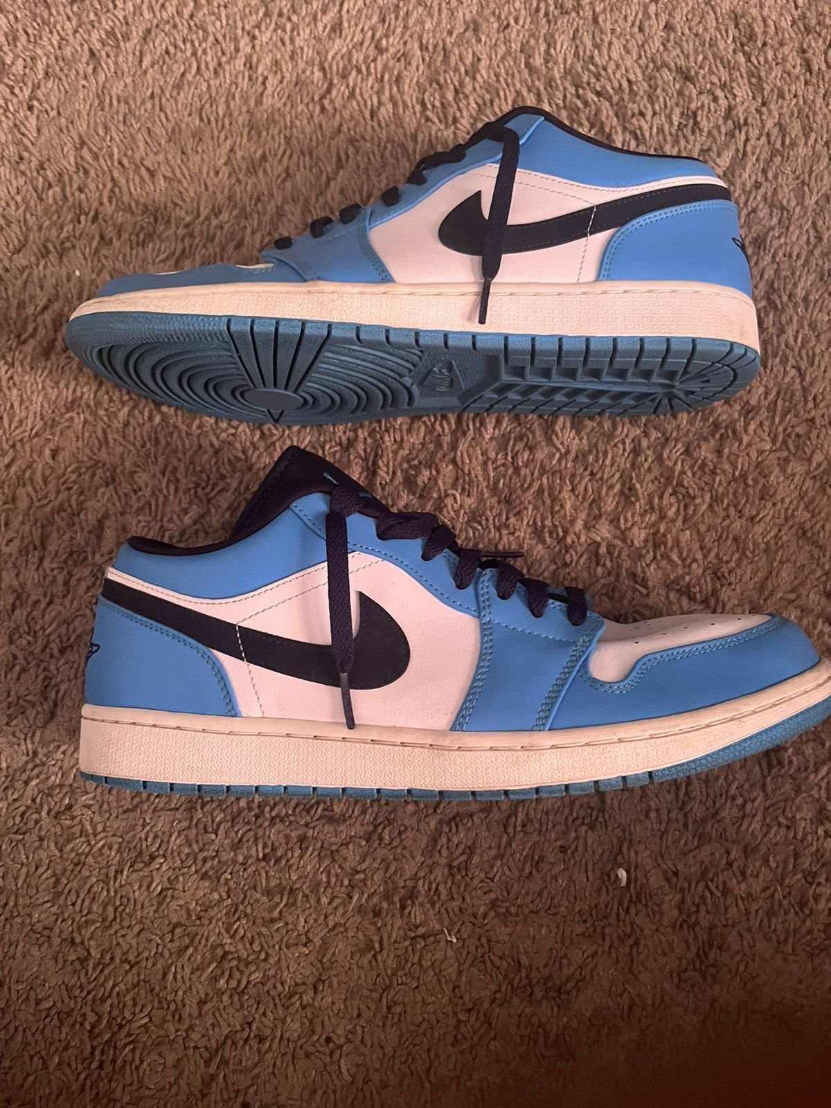 Jordan Brand × Nike Jordan 1 Low “Unc” Size US 12 / EU 45 - 3 Thumbnail
