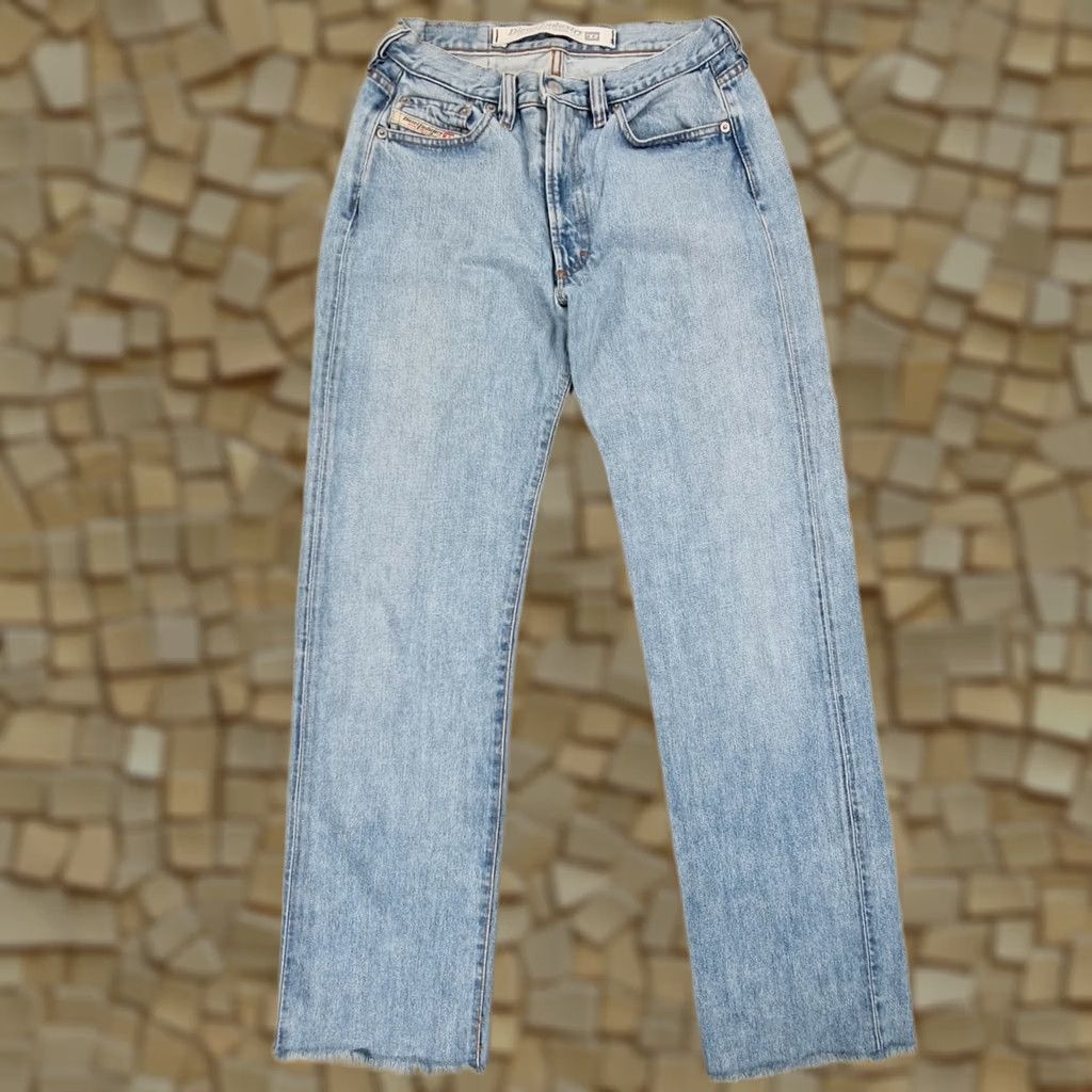 Diesel Diesel Jeans Blue W30 L32 Slim Fit Straight Leg Denim 100% Cotton Italy Womens Jeans Featured 5-Pocket Design Mens? No Size 30" / US 8 / IT 44 - 1 Thumbnail