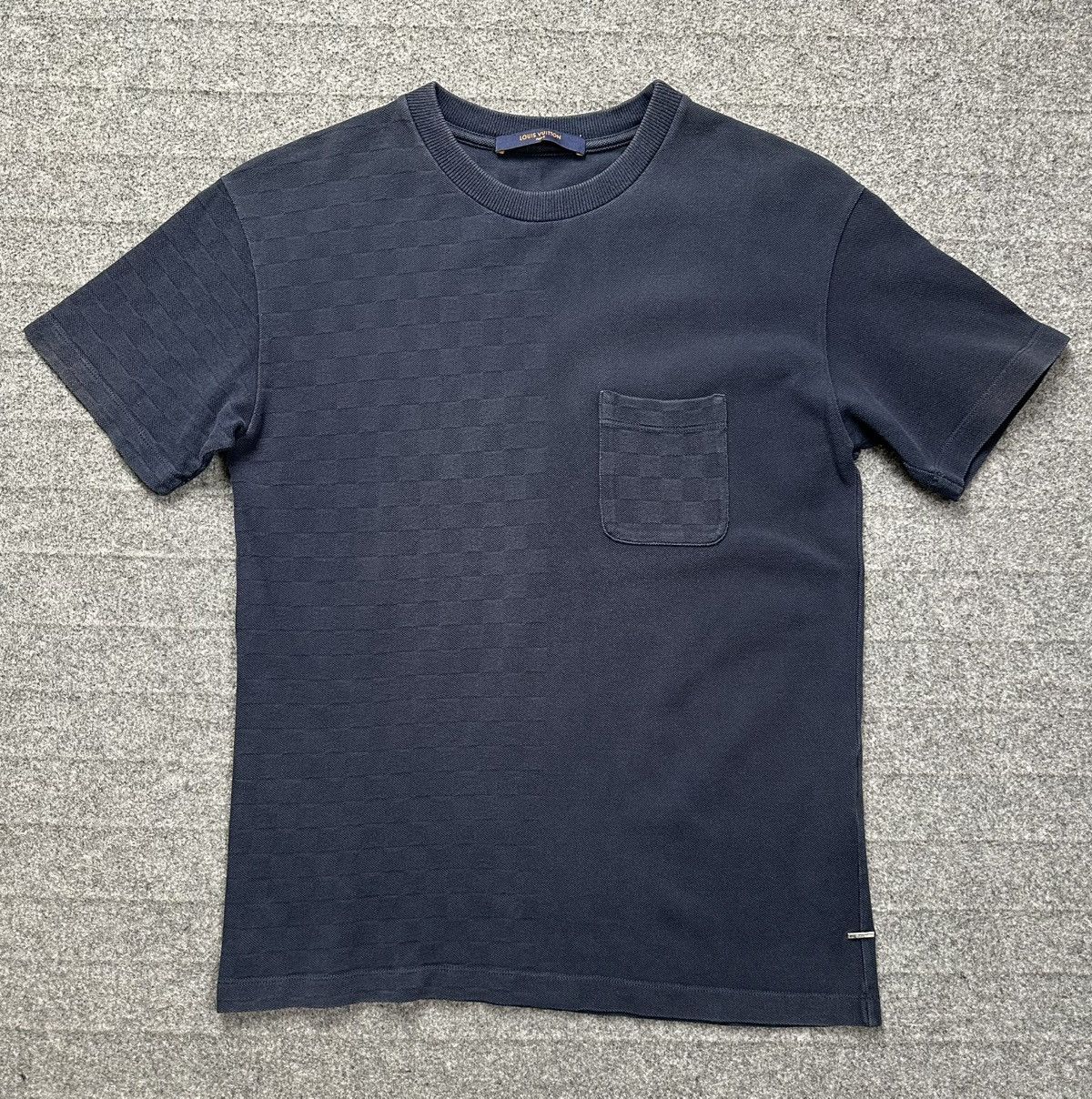 Louis Vuitton Louis Vuitton - Half Damier Pocket Tee - Navy Size US XS / EU 42 / 0 - 1 Thumbnail