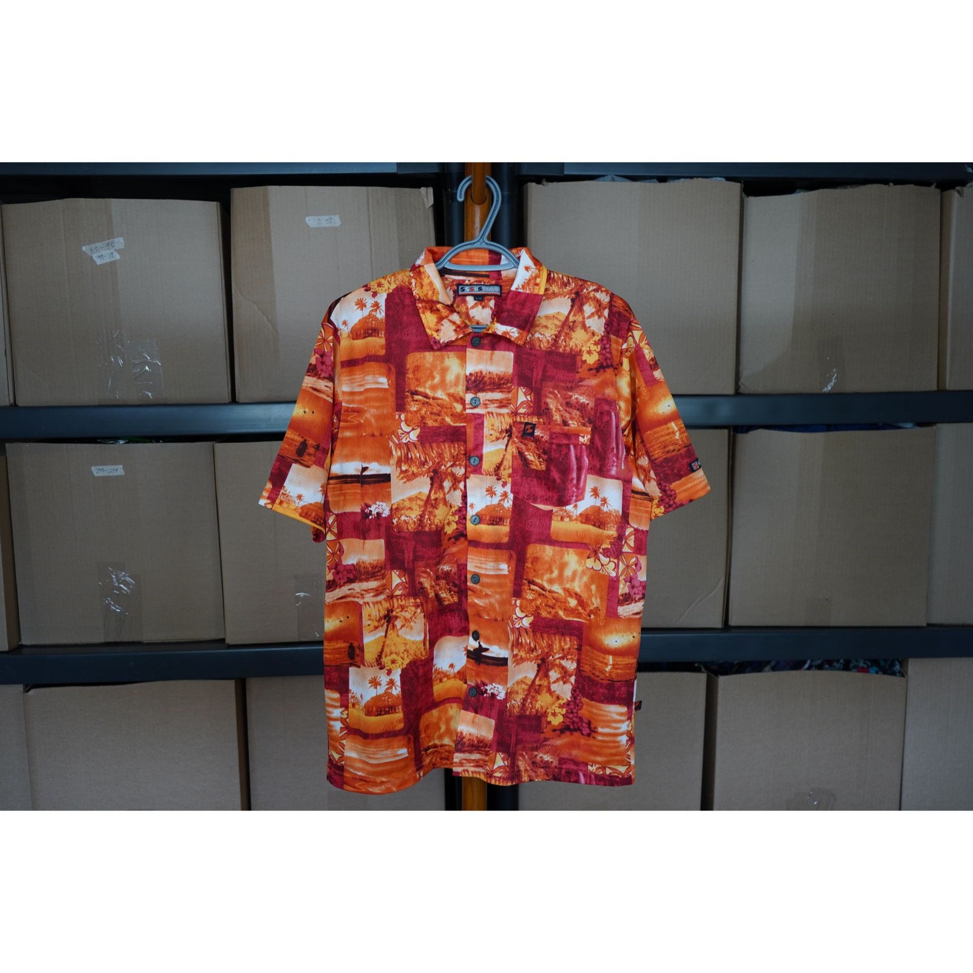 Vintage Y2K Hotstand Beach Picture Collage Shirt M #328 Size US M / EU 48-50 / 2 - 1 Thumbnail