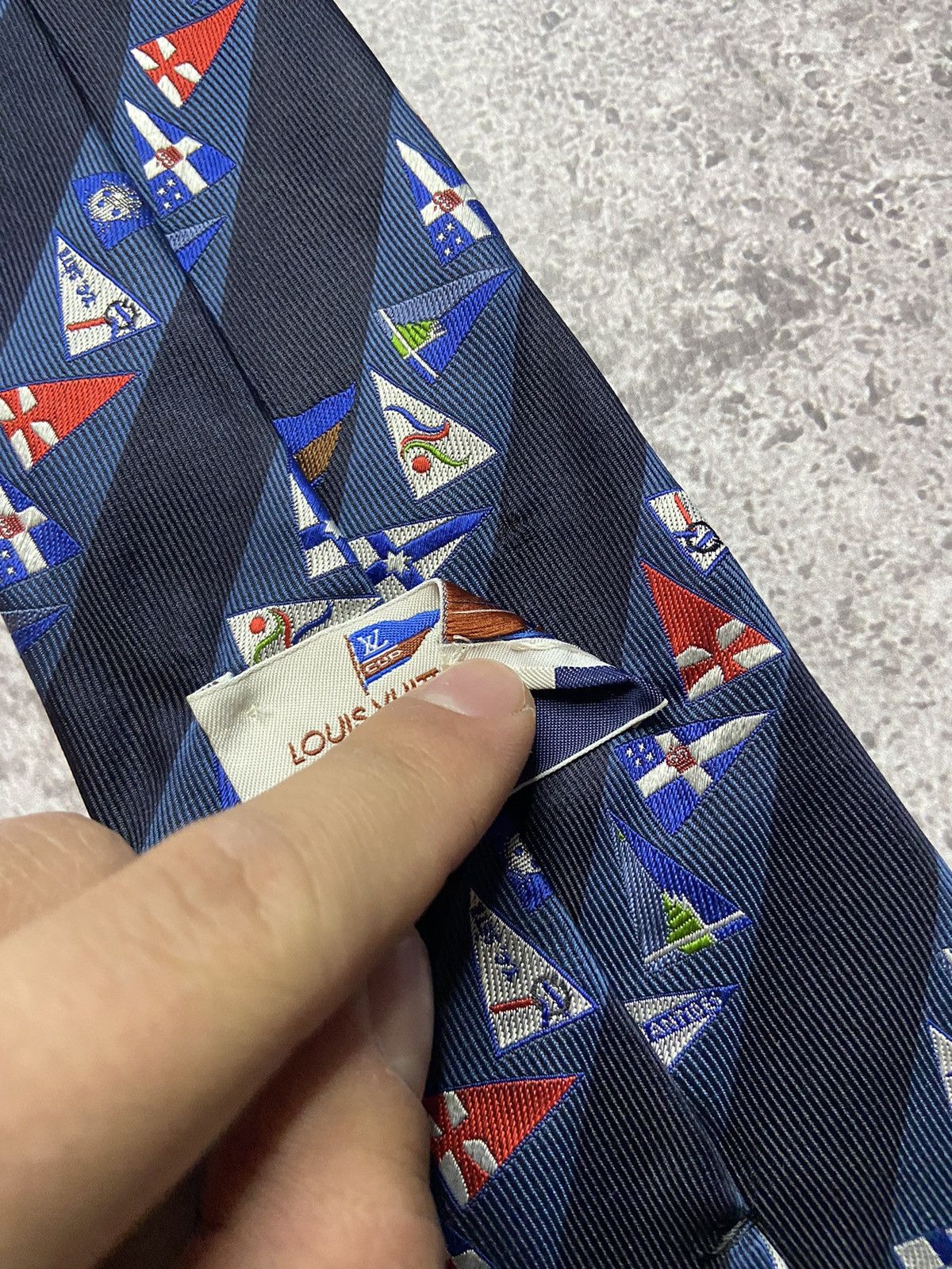 Louis Vuitton Vintage Louis Vuitton Cup Silk Tie Size ONE SIZE - 5 Thumbnail