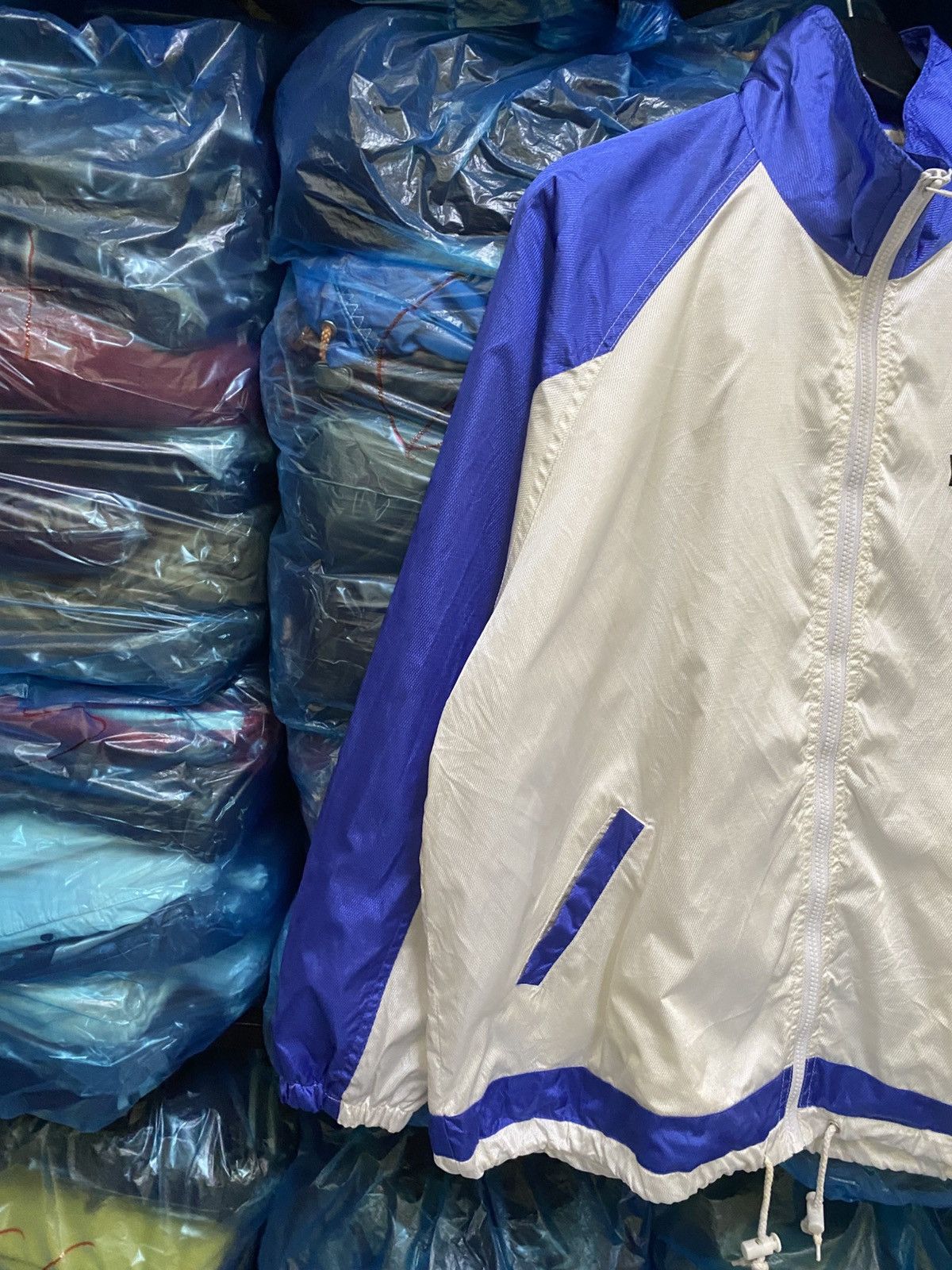 Vintage VINTAGE YOKOHAMA WINDBREAKER JACKET Size US L / EU 52-54 / 3 - 7 Thumbnail