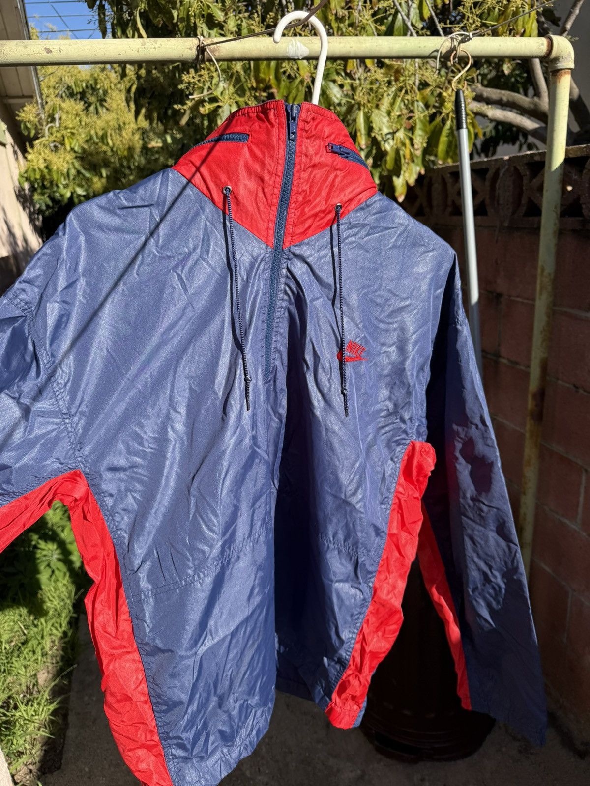 Nike Vintage 80’s Nike windbreaker in amazing condition! Size US L / EU 52-54 / 3 - 1 Thumbnail